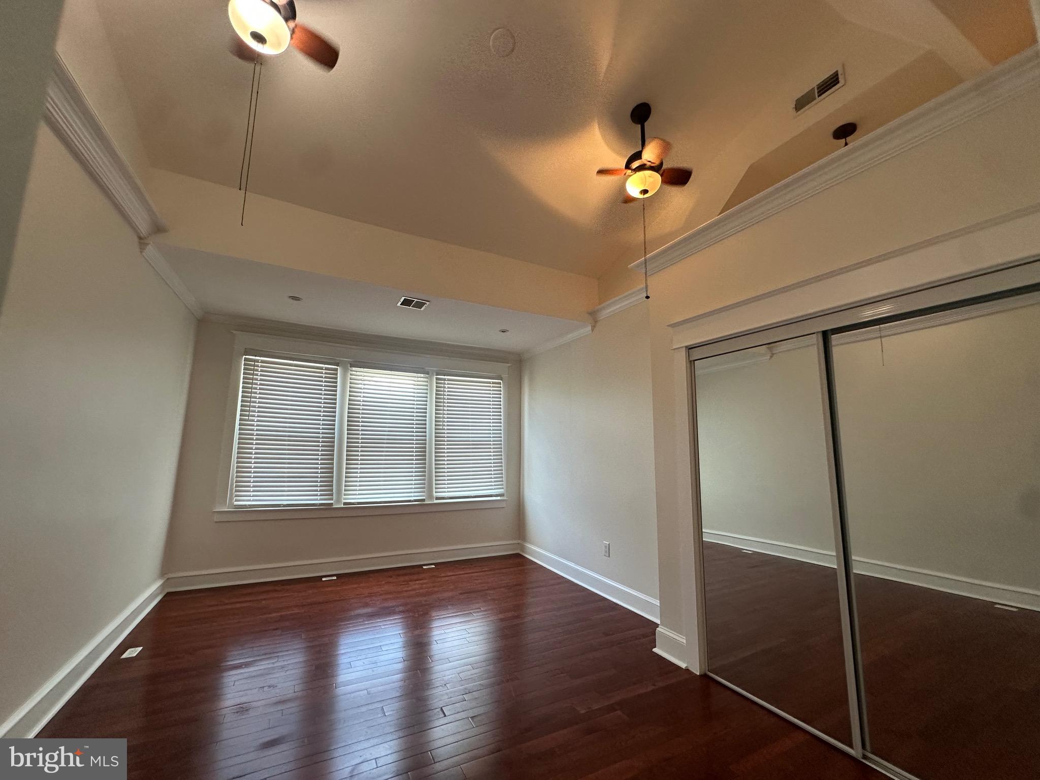 FOX CHASE - Residential