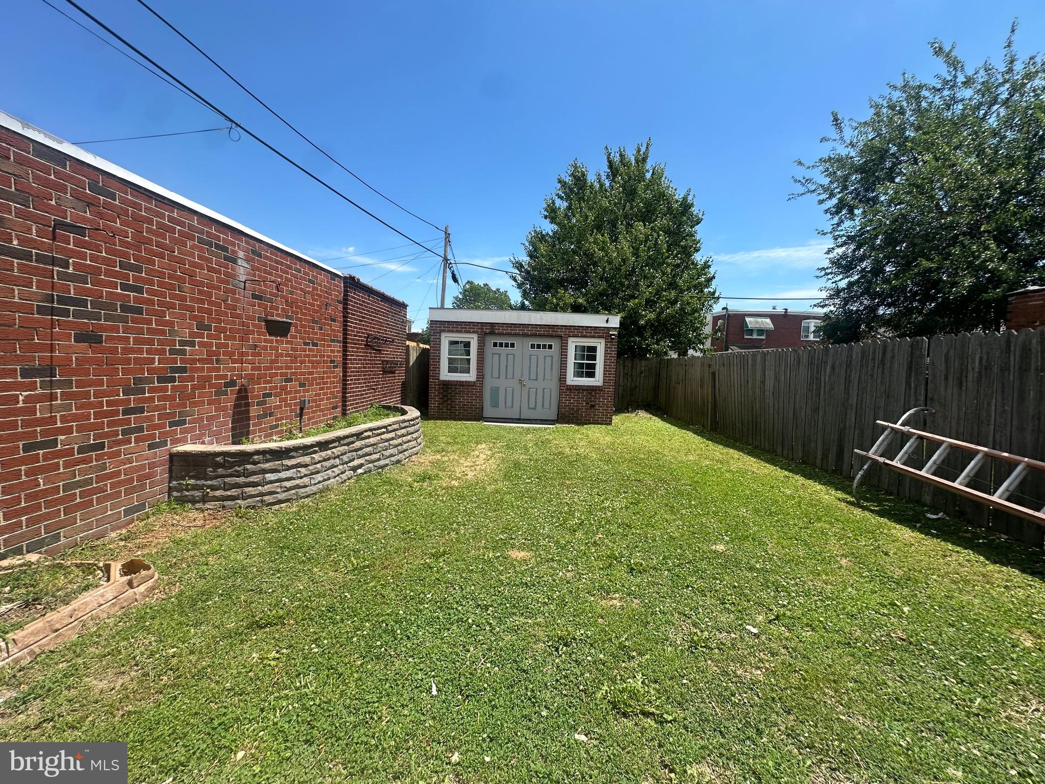 FOX CHASE - Residential