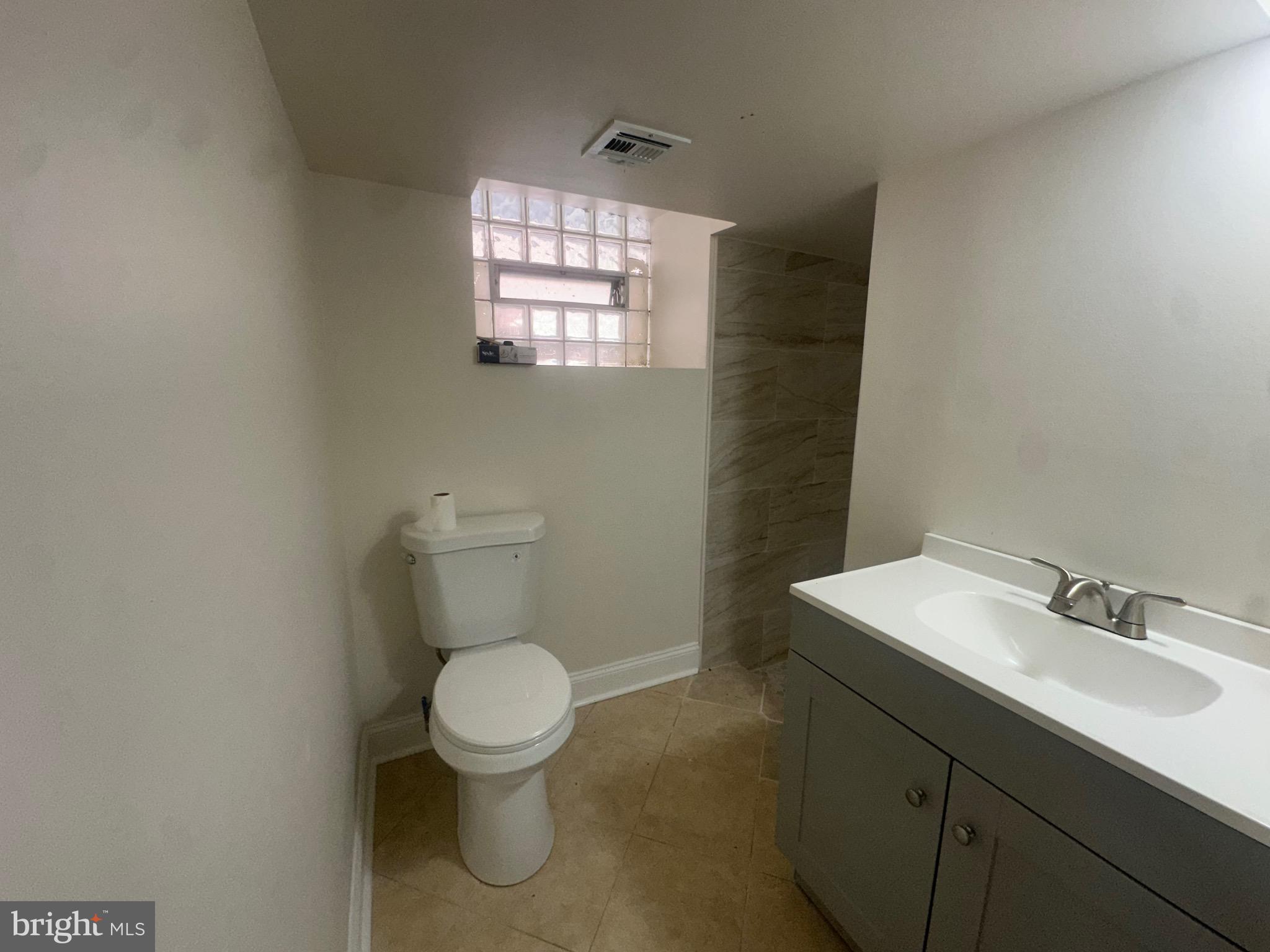 FOX CHASE - Residential