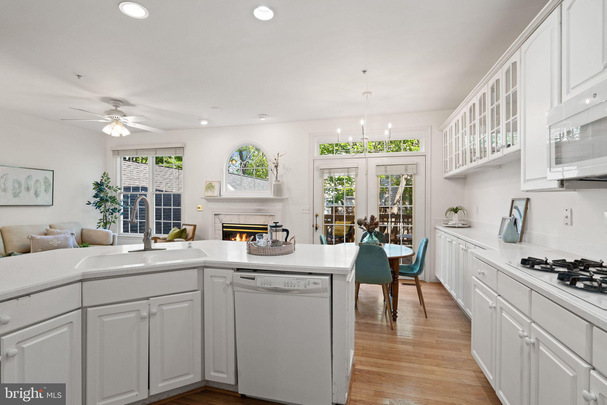 CHERINGTON - Residential