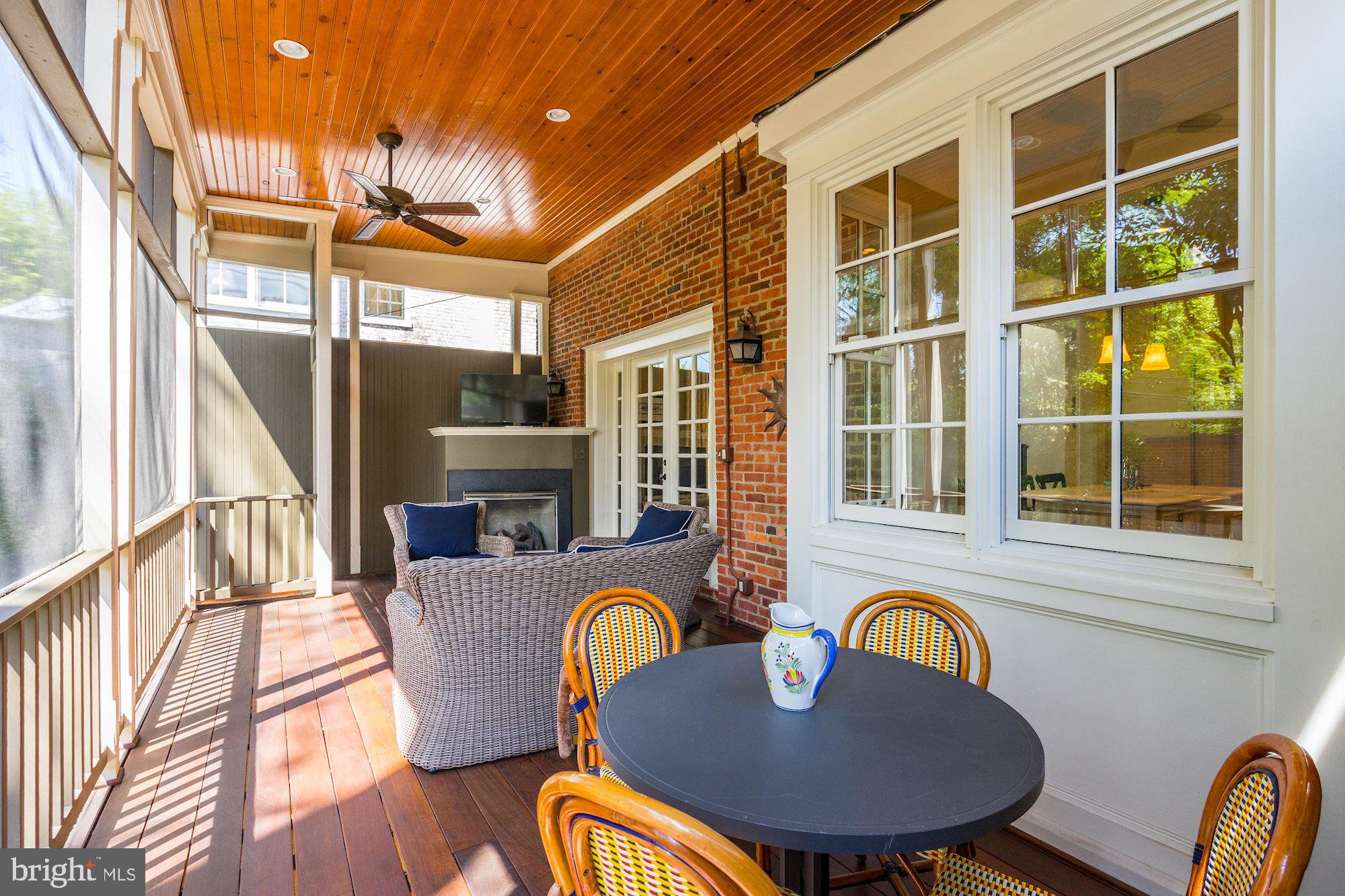 GEORGETOWN - Residential