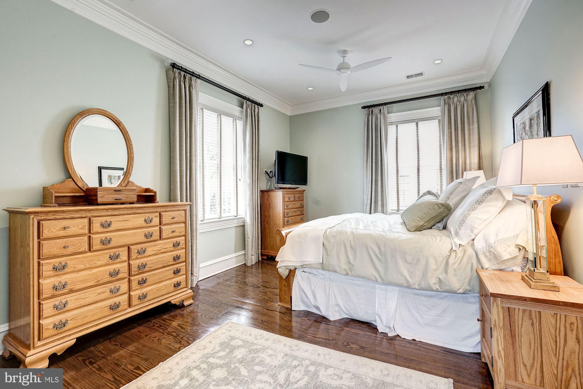 GEORGETOWN - Residential