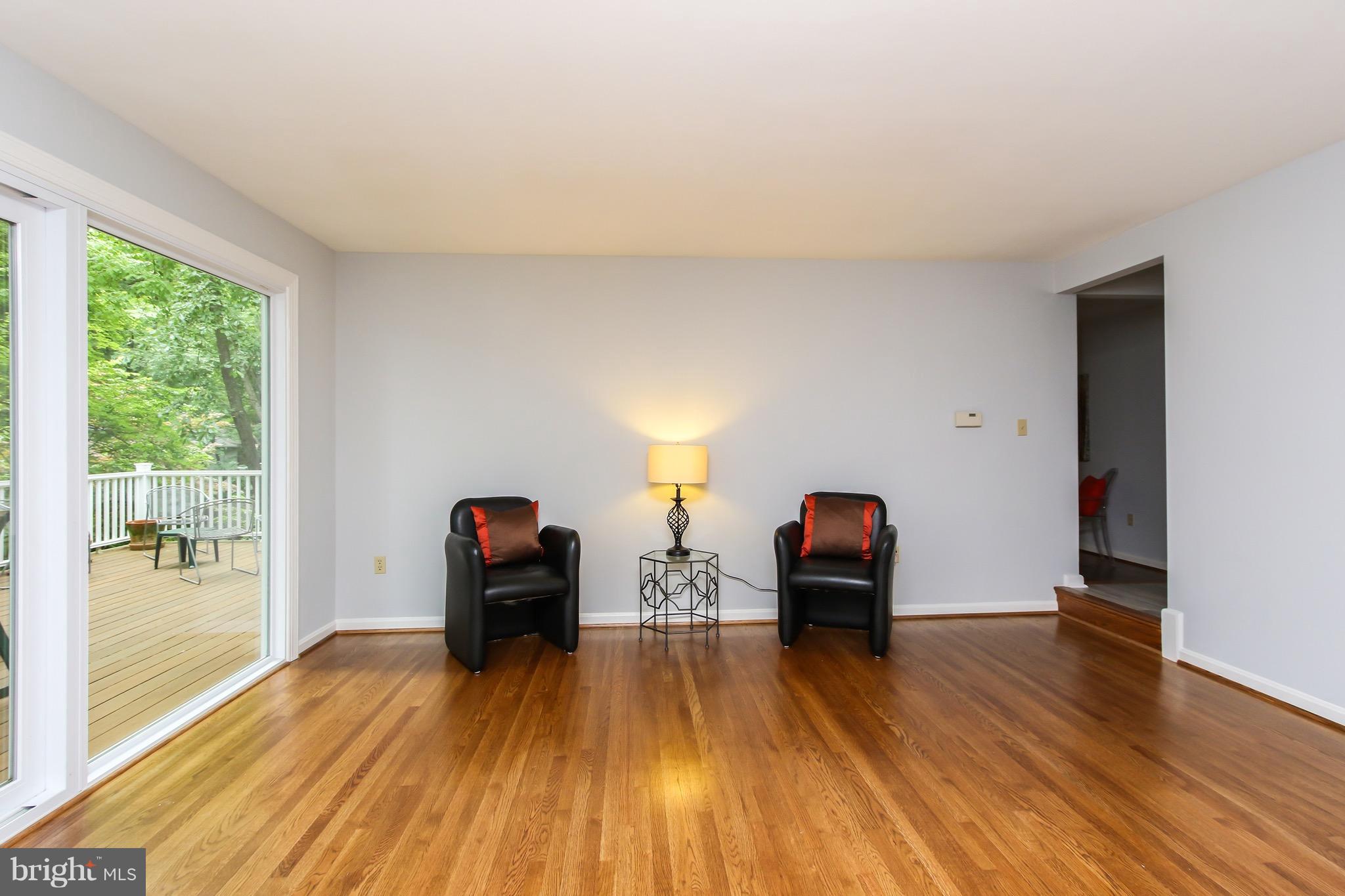 SHARON WOODS - Residential