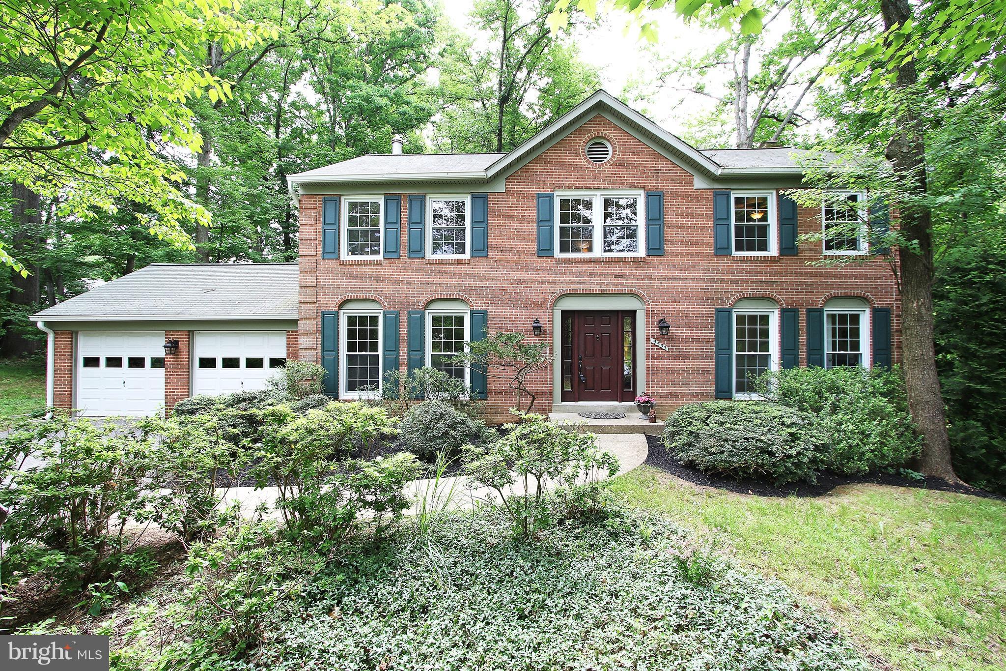 SHARON WOODS - Residential