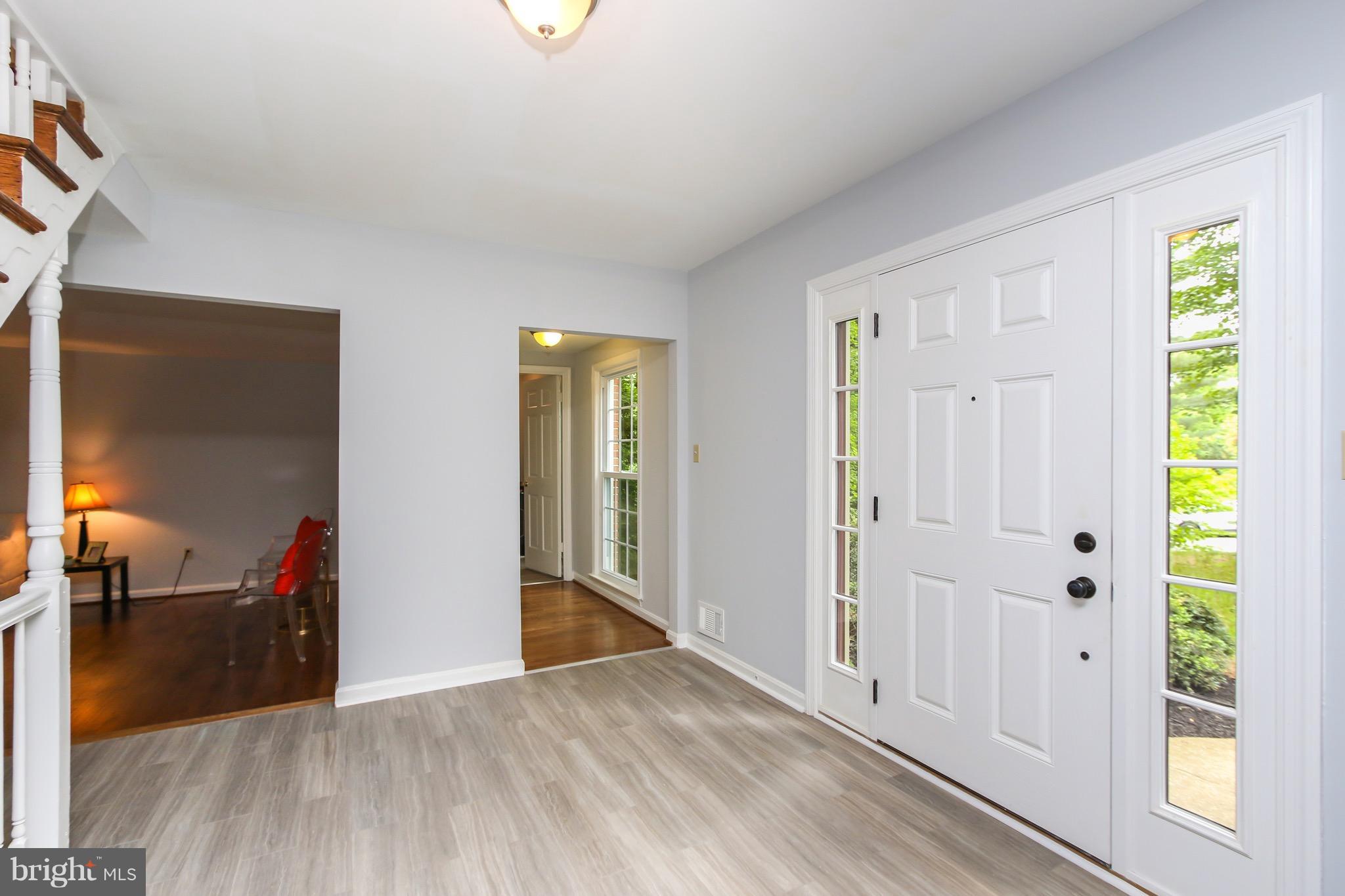 SHARON WOODS - Residential