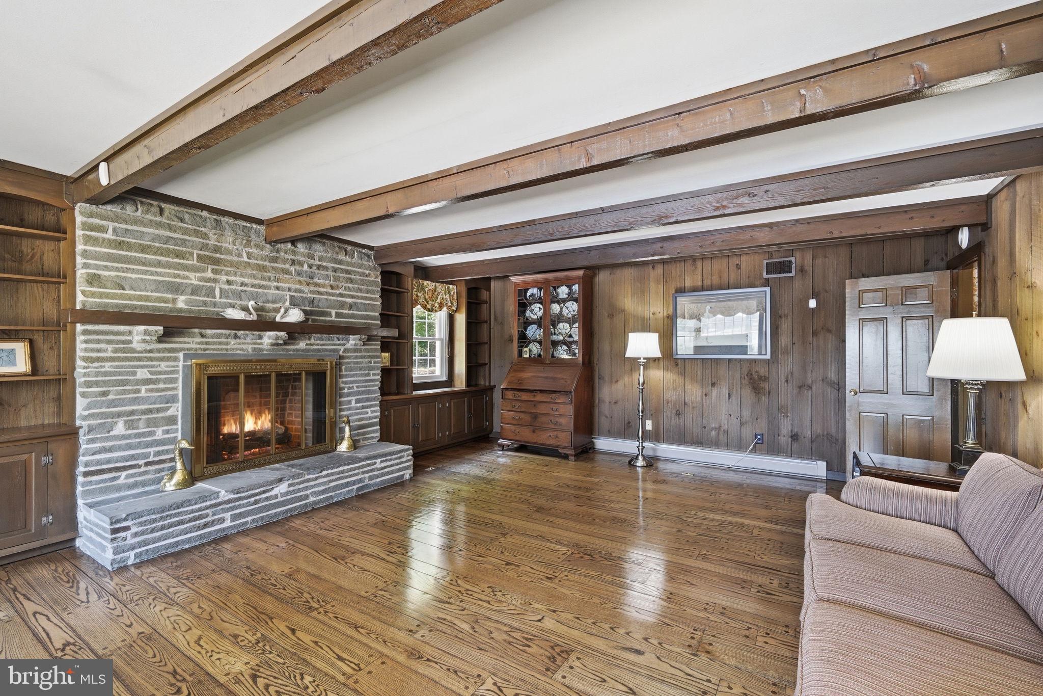 TRICEFIELDS - Residential