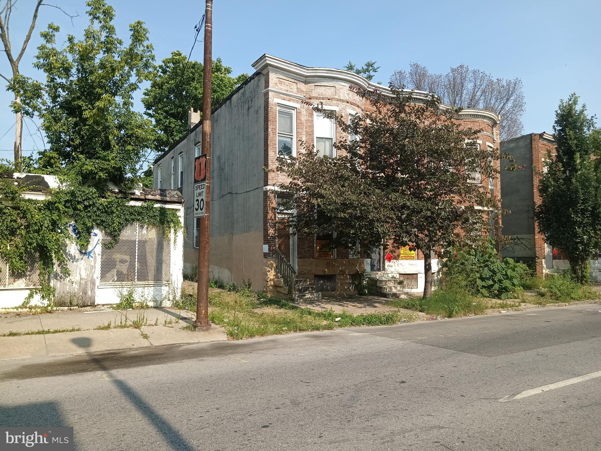 SANDTOWN-WINCHESTER - Residential