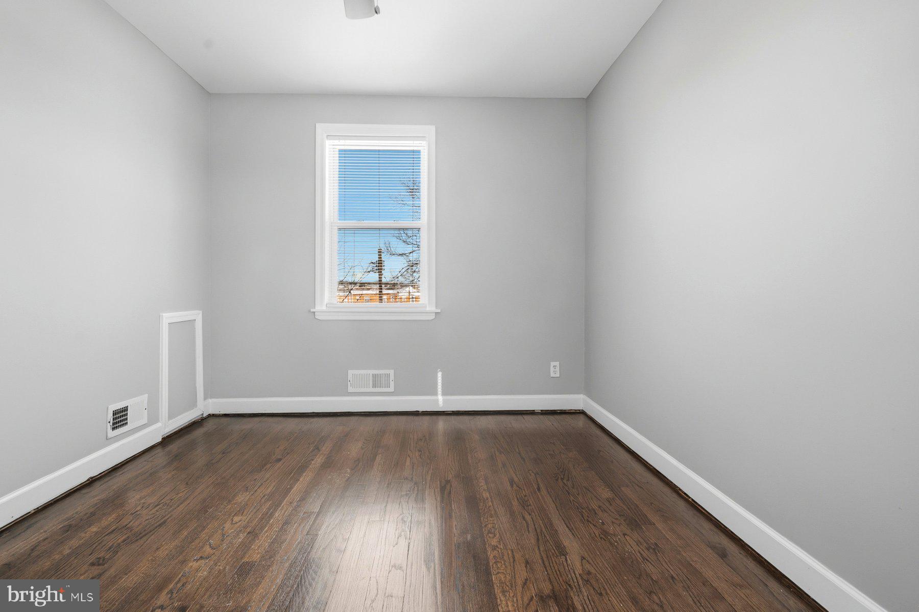 BELAIR-EDISON - Residential