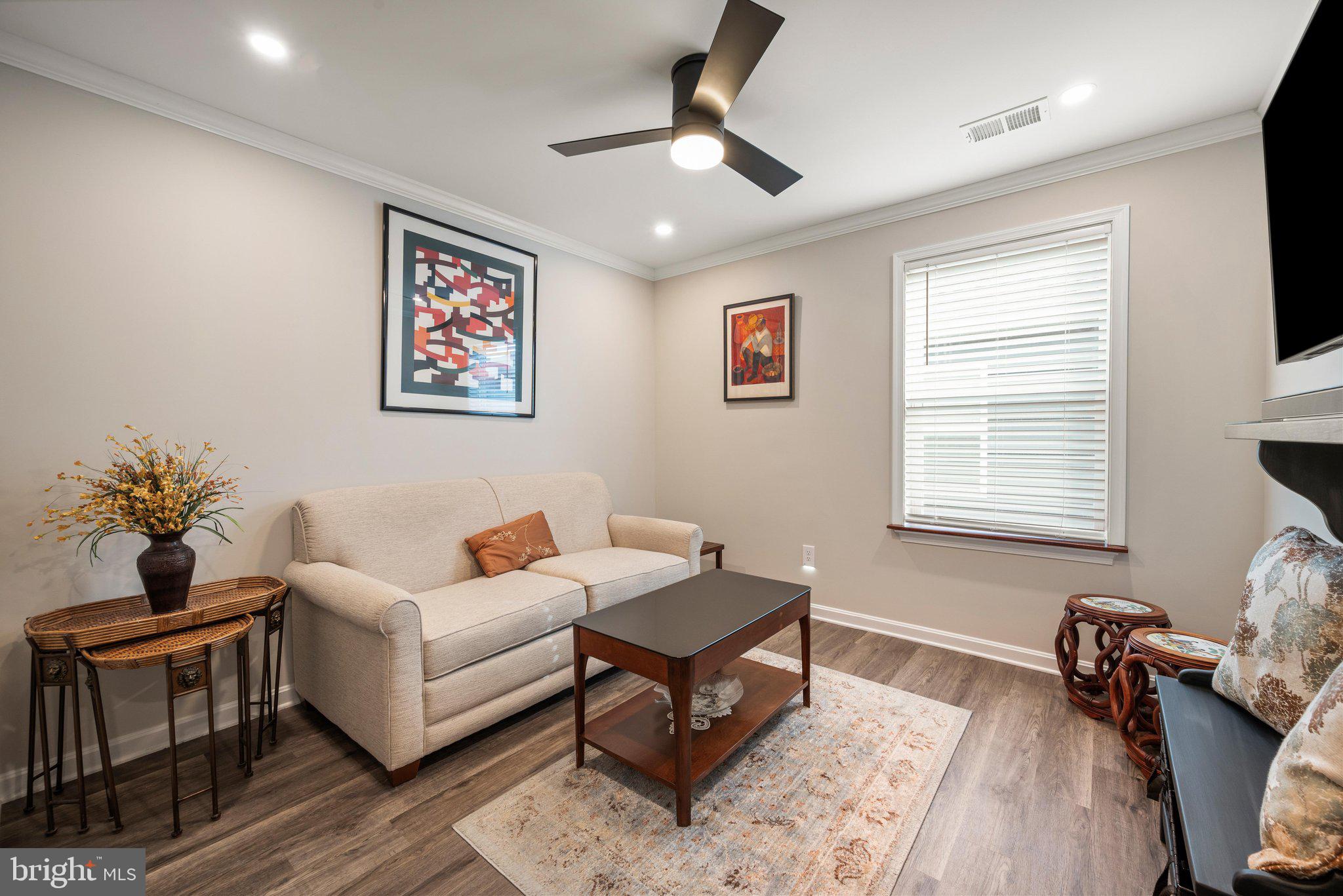VALLEY VIEW - Residential