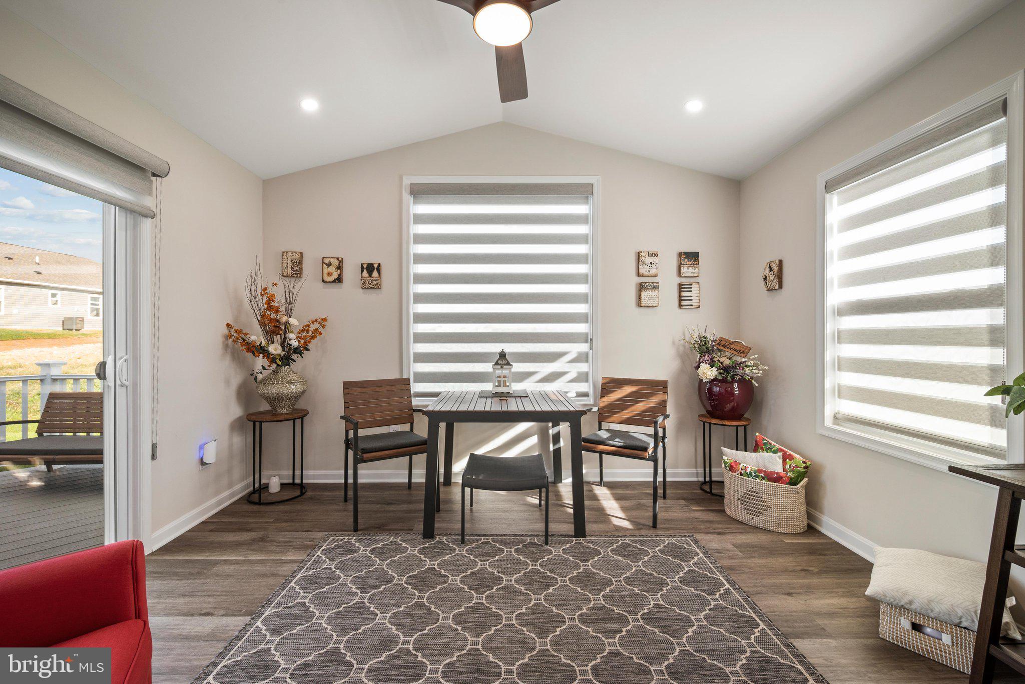 VALLEY VIEW - Residential