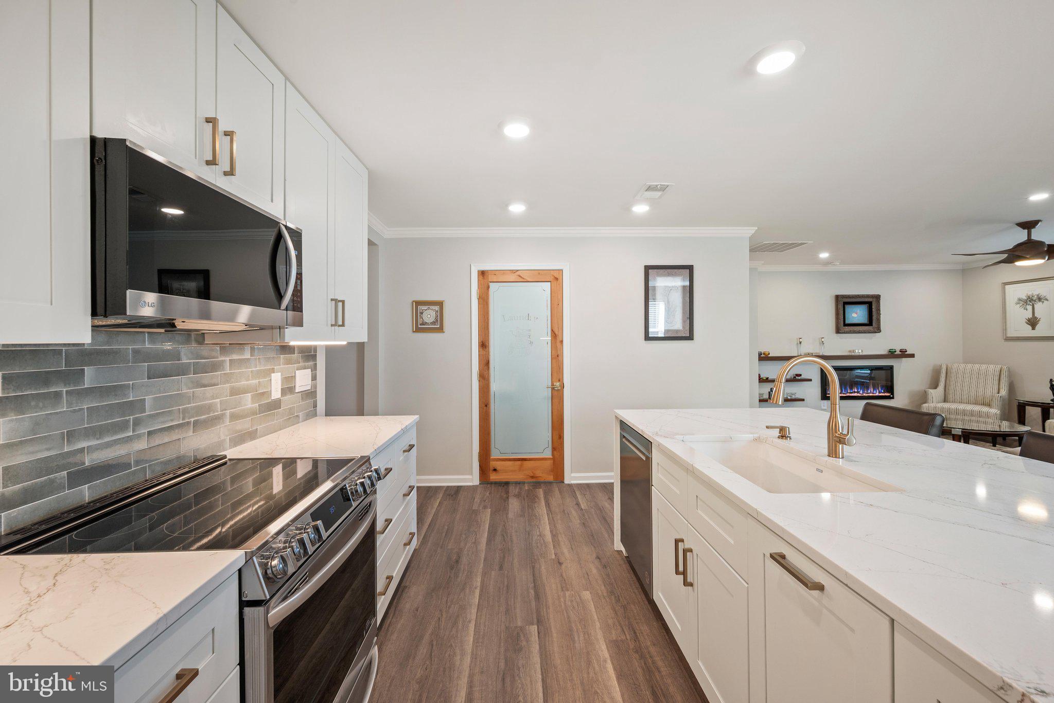 VALLEY VIEW - Residential