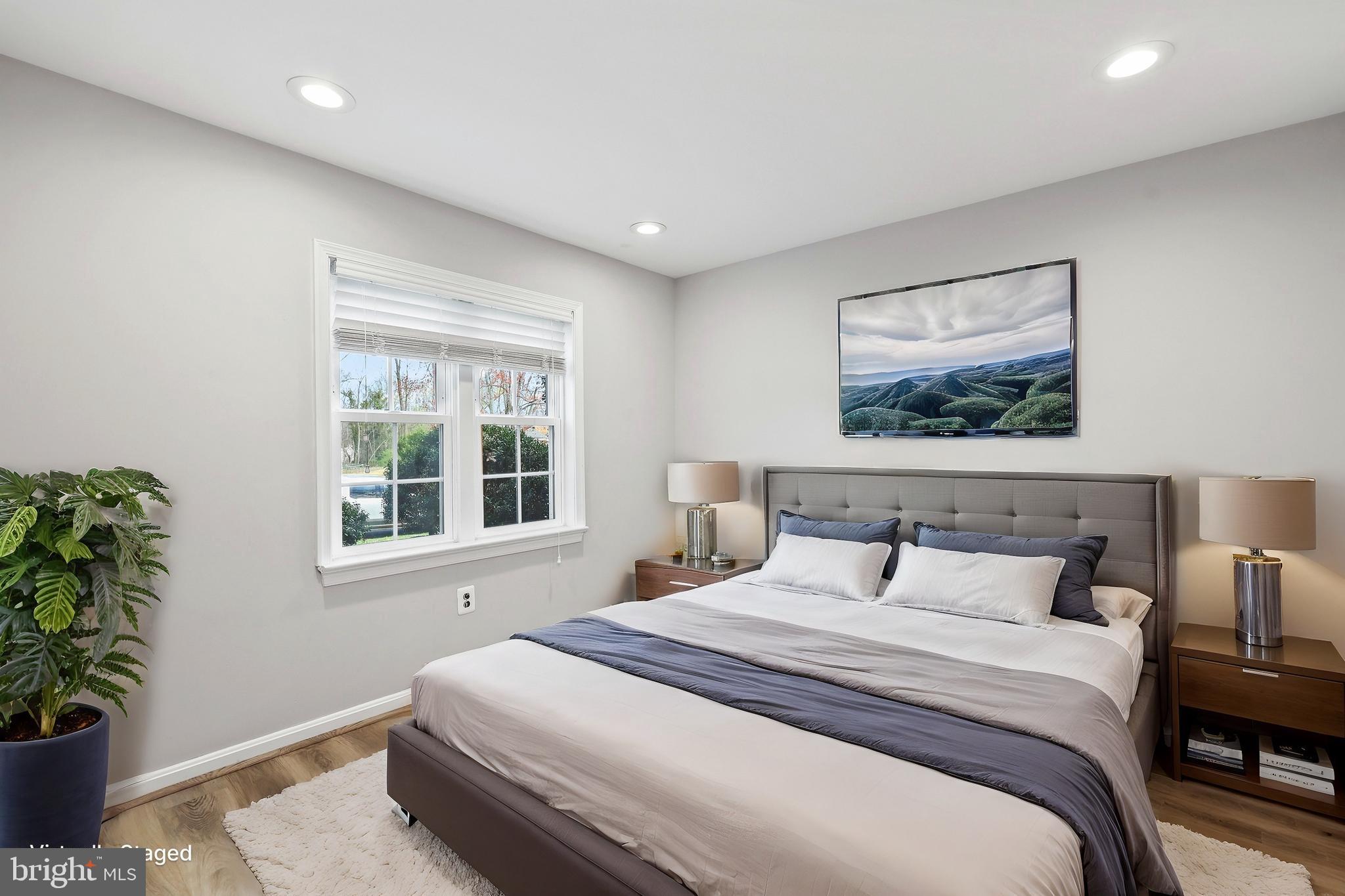 CINNAMON CREEK - Residential
