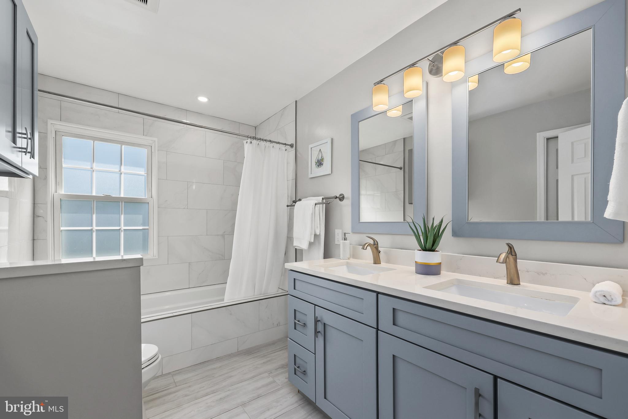 CINNAMON CREEK - Residential