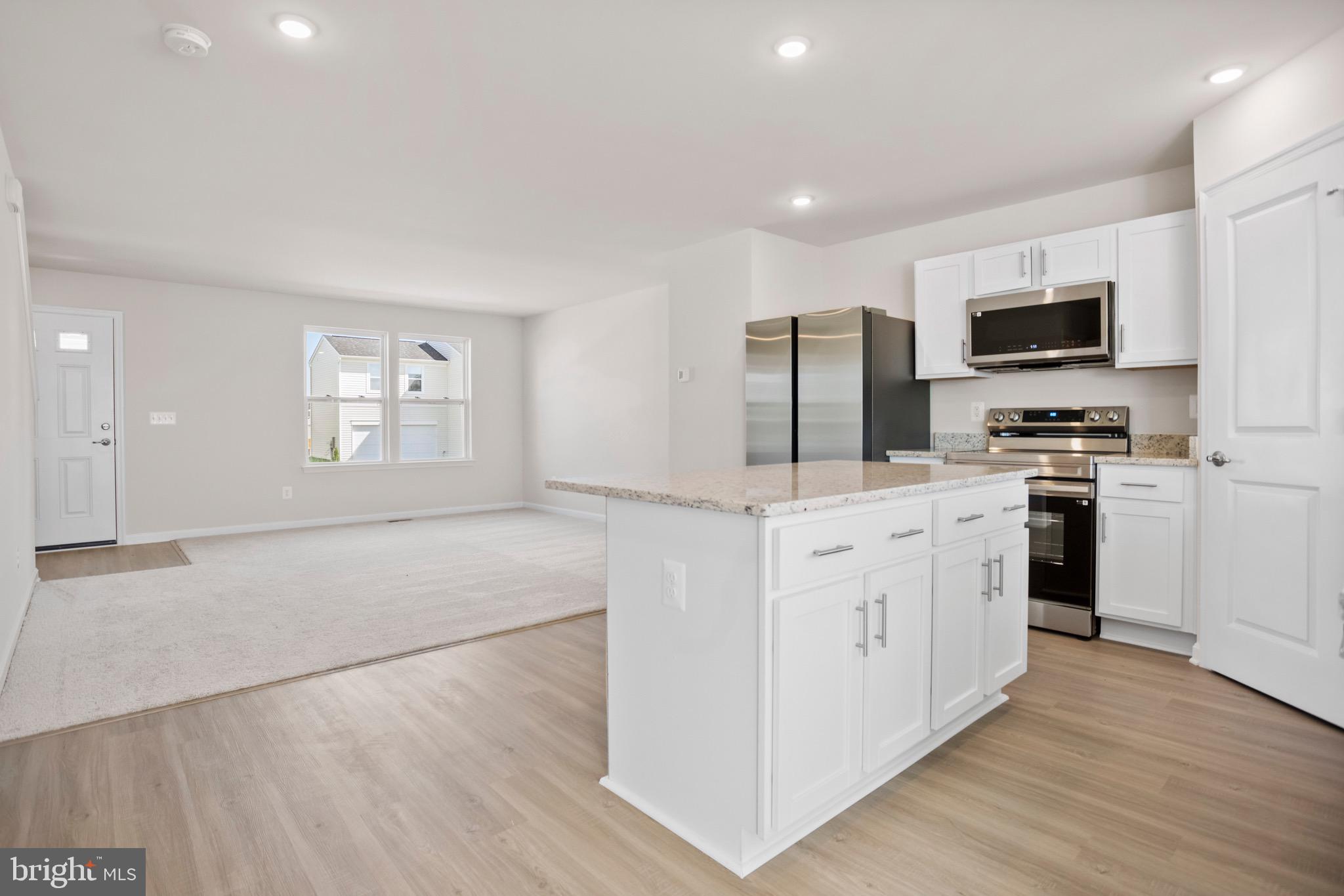 SOUTH BROOK - Residential