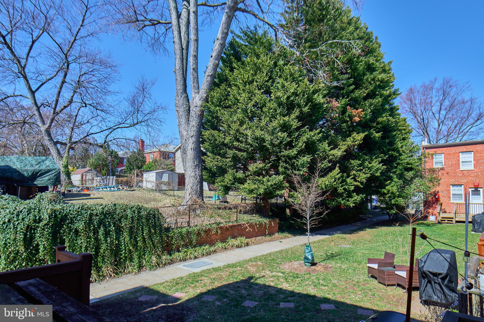 ARLINGTON VILLAGE - Residential