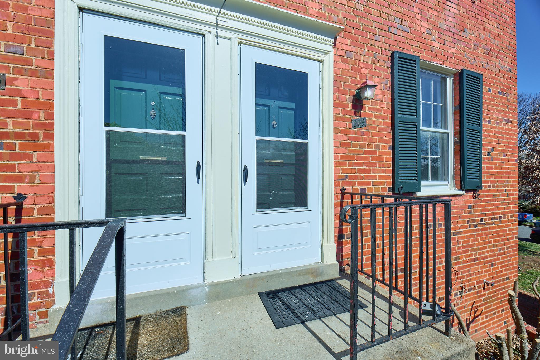 ARLINGTON VILLAGE - Residential