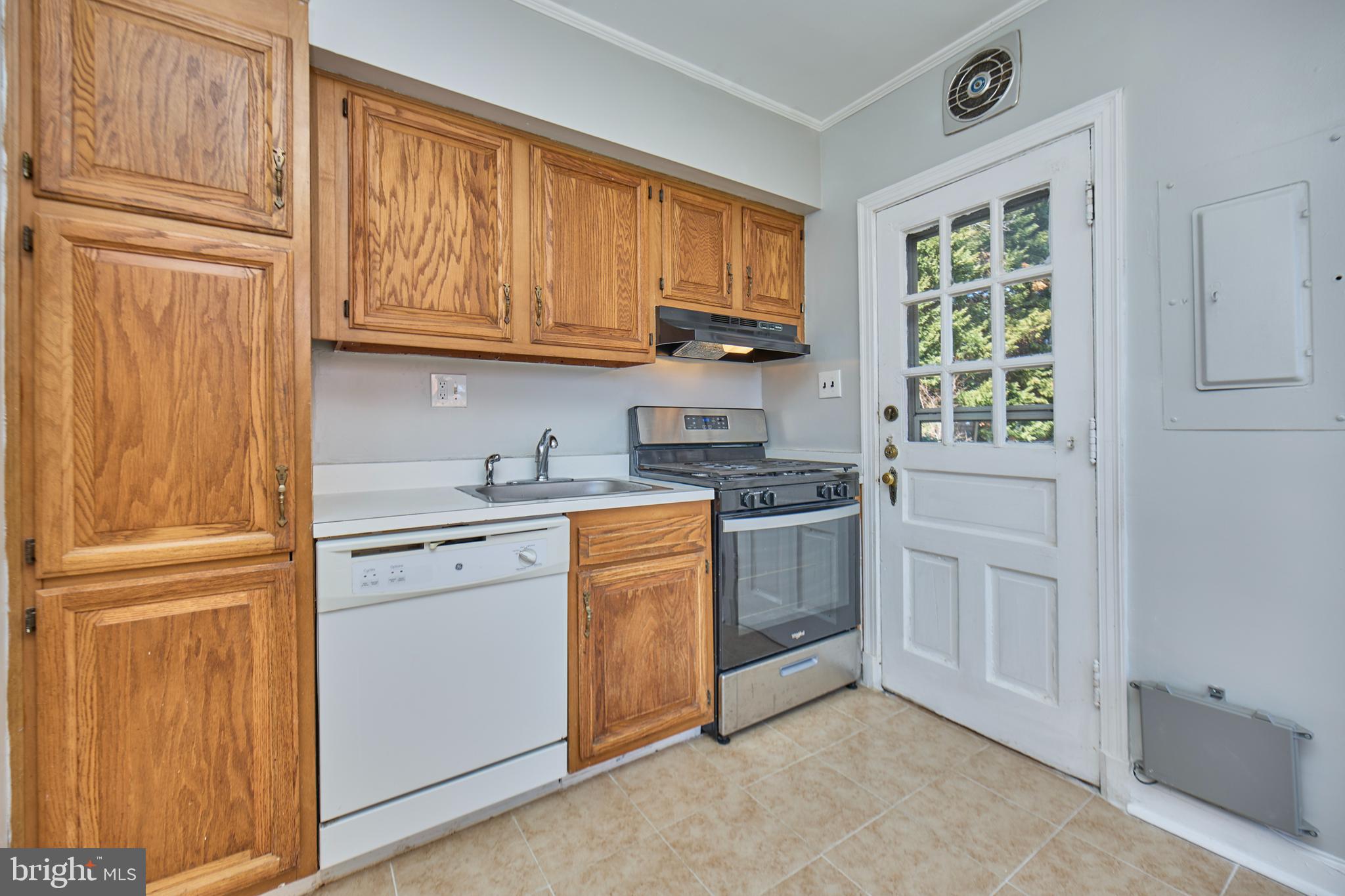 ARLINGTON VILLAGE - Residential