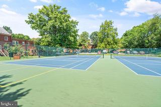 ARLINGTON VILLAGE - Residential