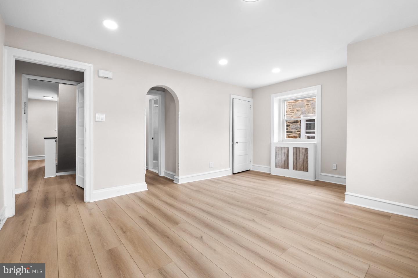BEVERLY HILLS - Residential