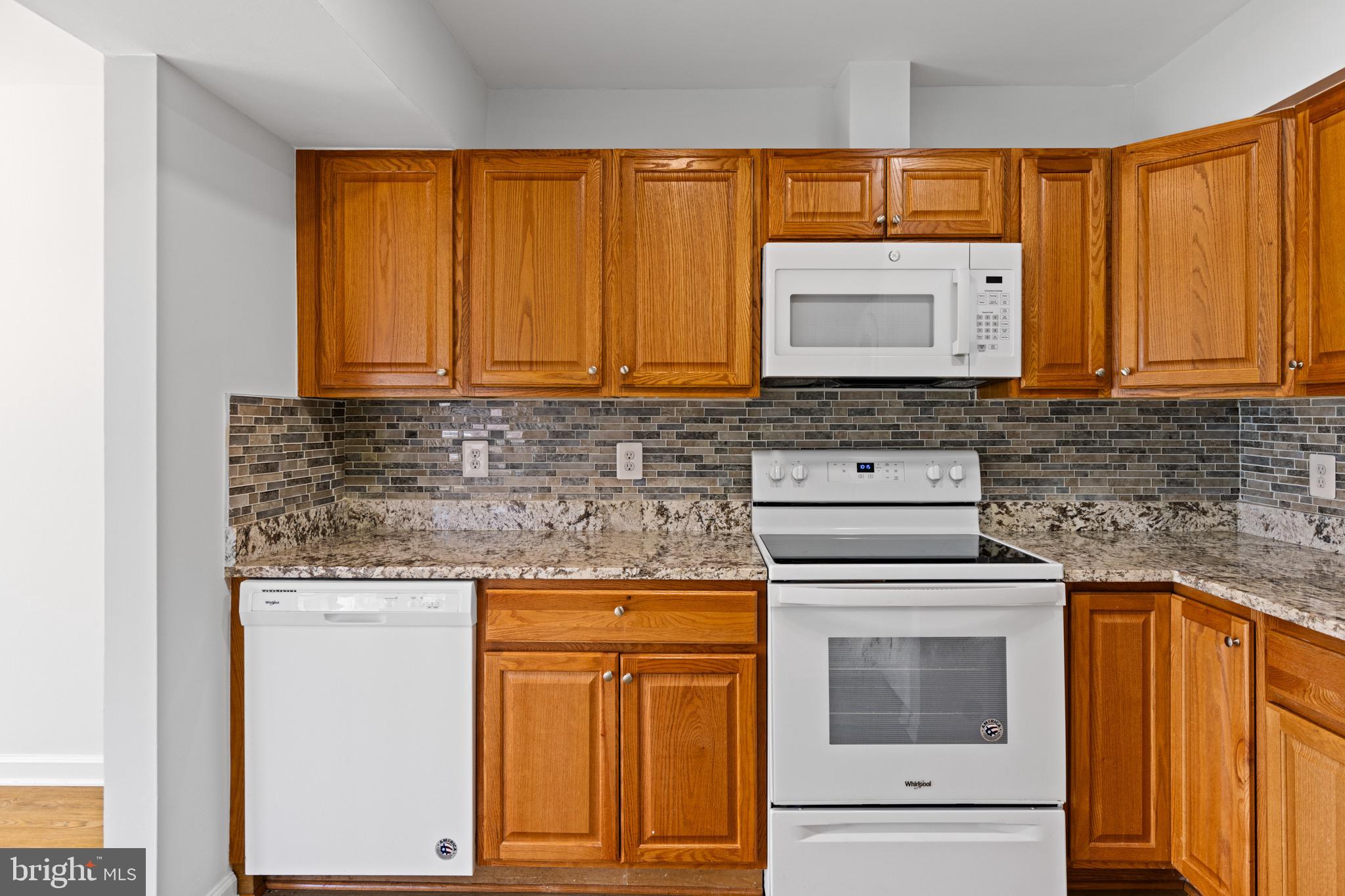 LAUREL - Residential