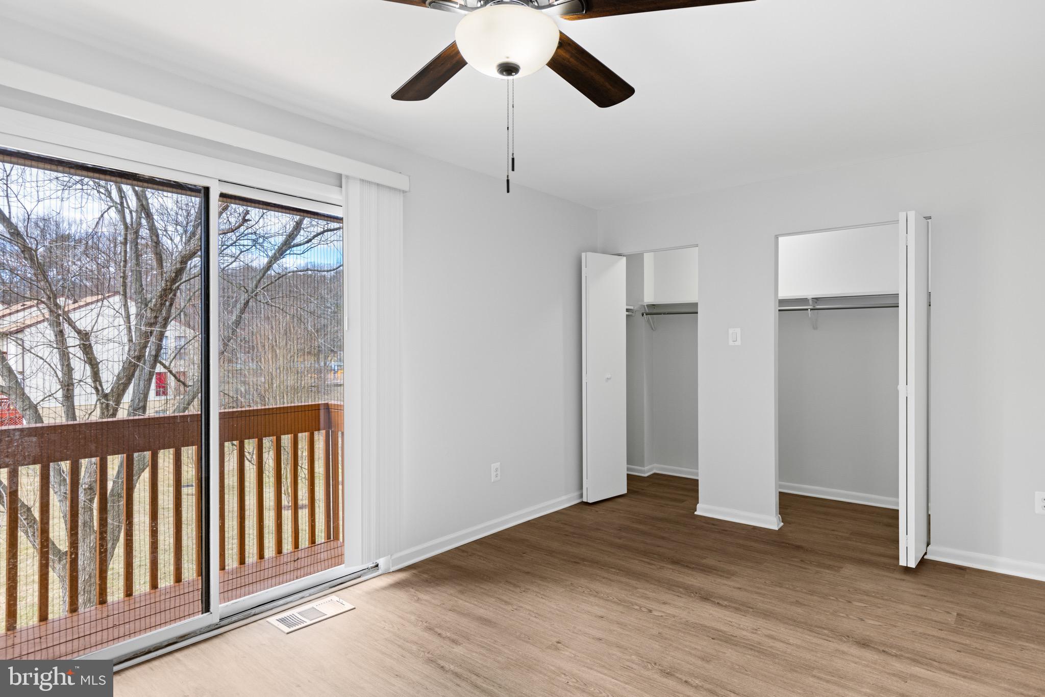 LAUREL - Residential
