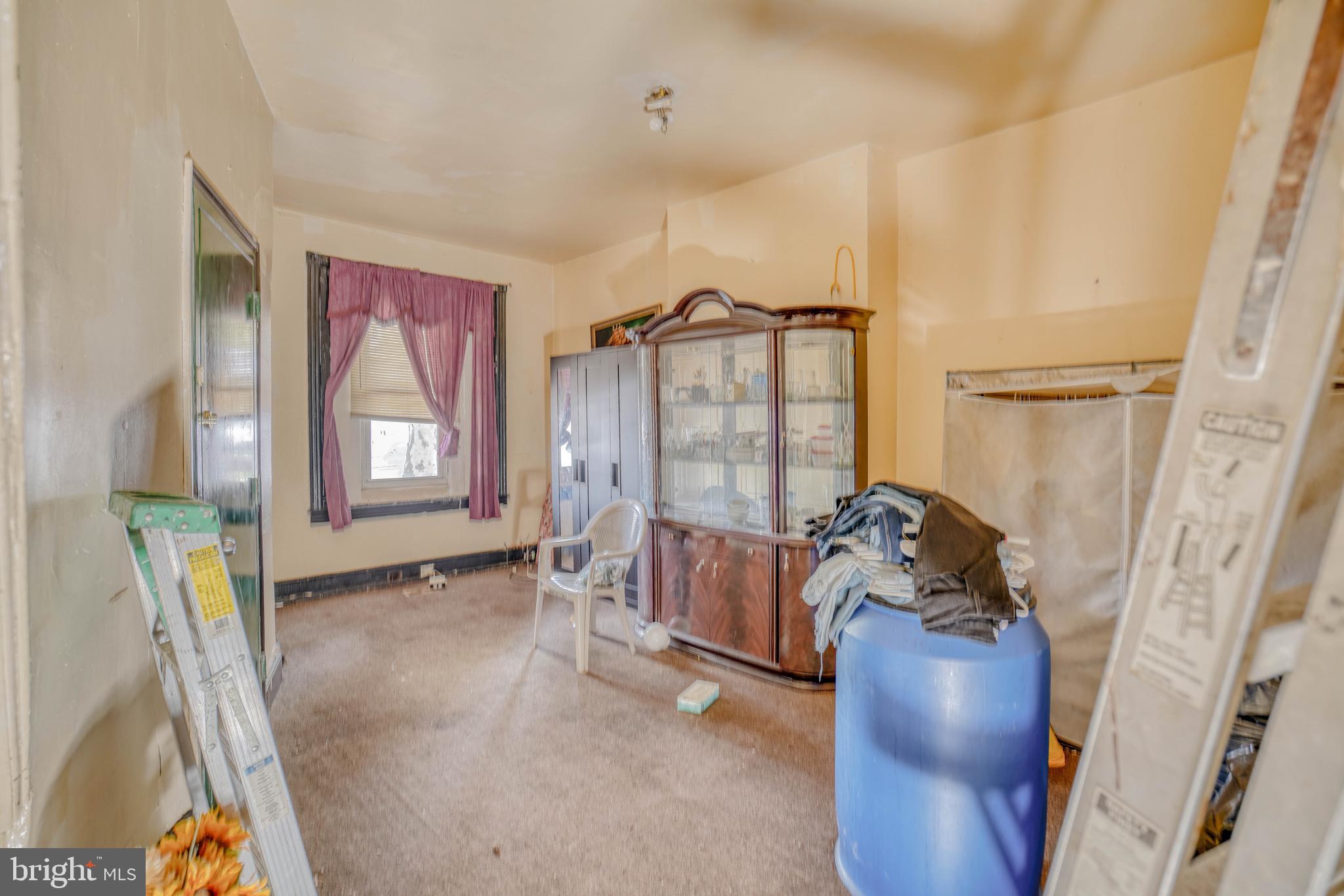 WEST PHILADELPHIA - Residential Income