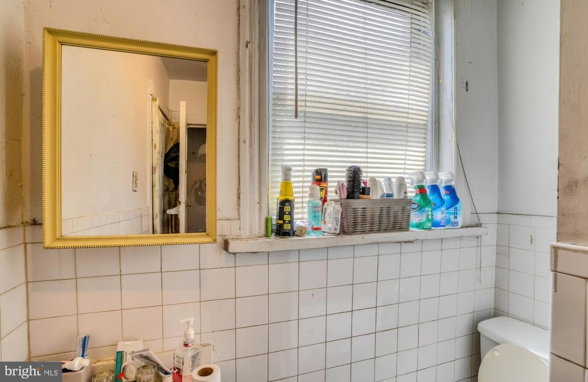 WEST PHILADELPHIA - Residential Income