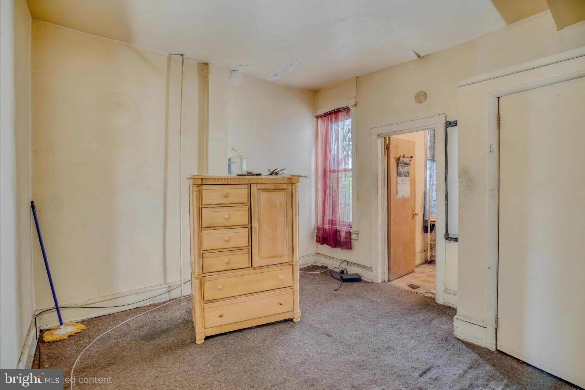 WEST PHILADELPHIA - Residential Income