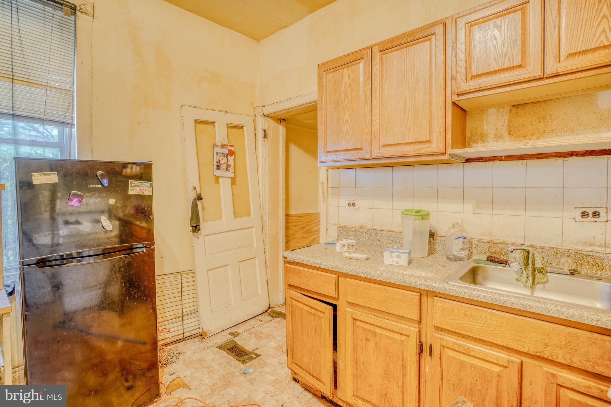 WEST PHILADELPHIA - Residential Income