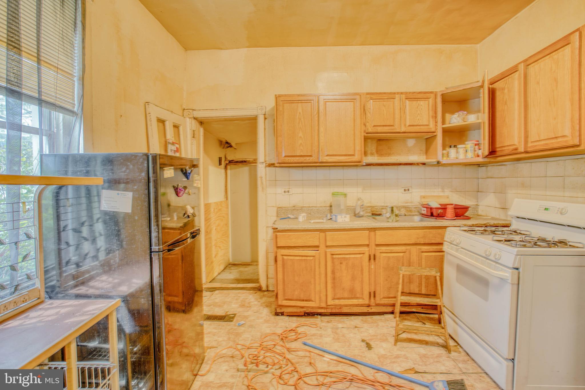 WEST PHILADELPHIA - Residential Income