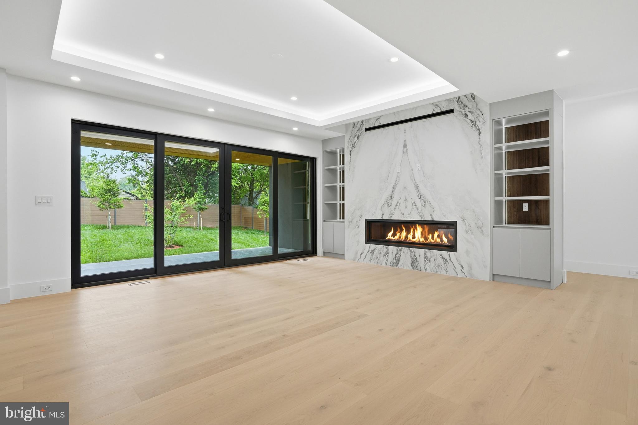 PIMMIT HILLS - Residential