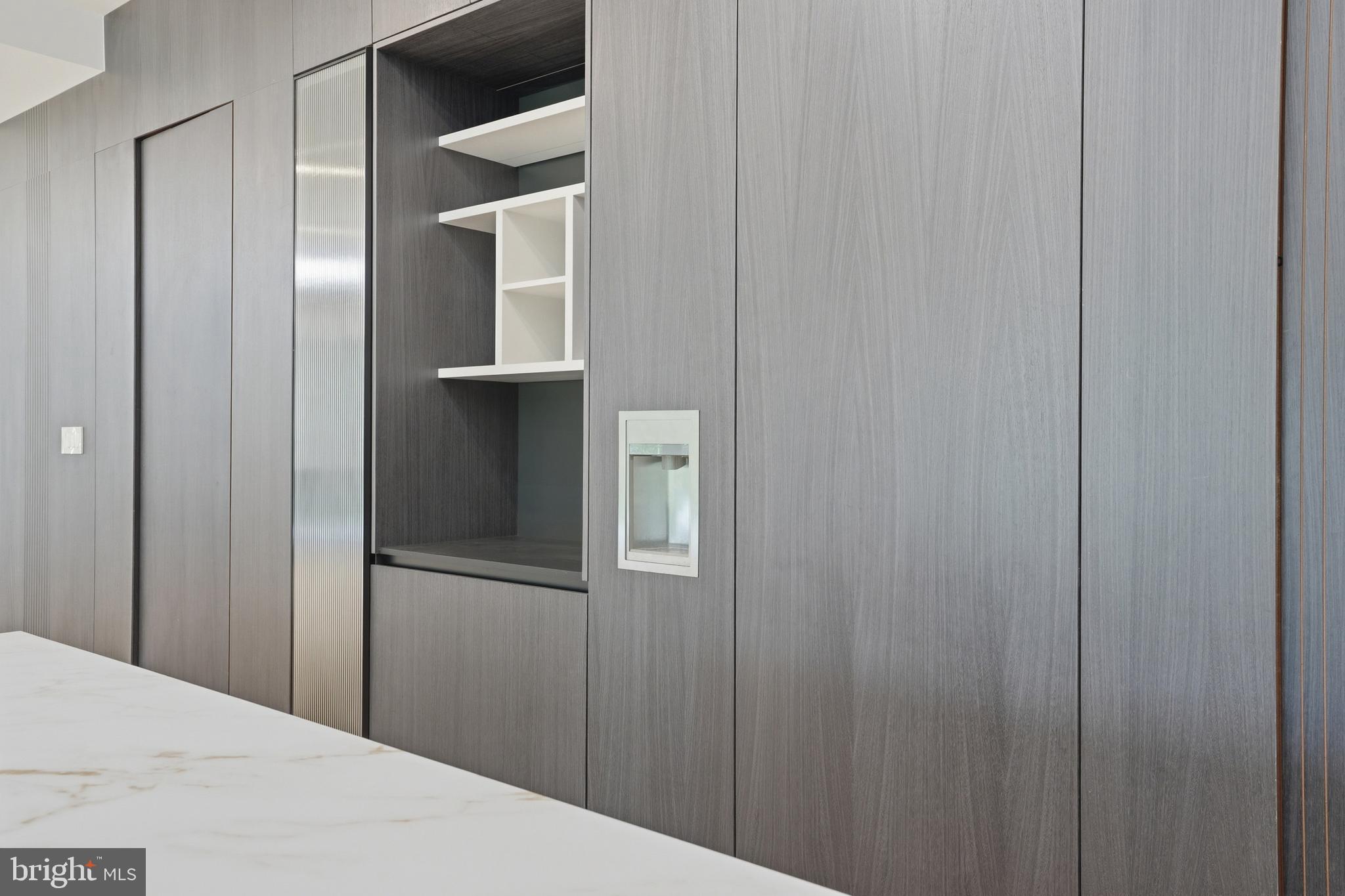 PIMMIT HILLS - Residential