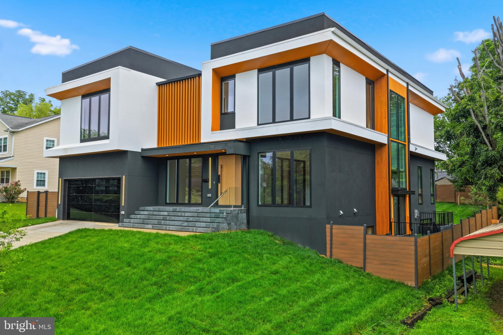 PIMMIT HILLS - Residential