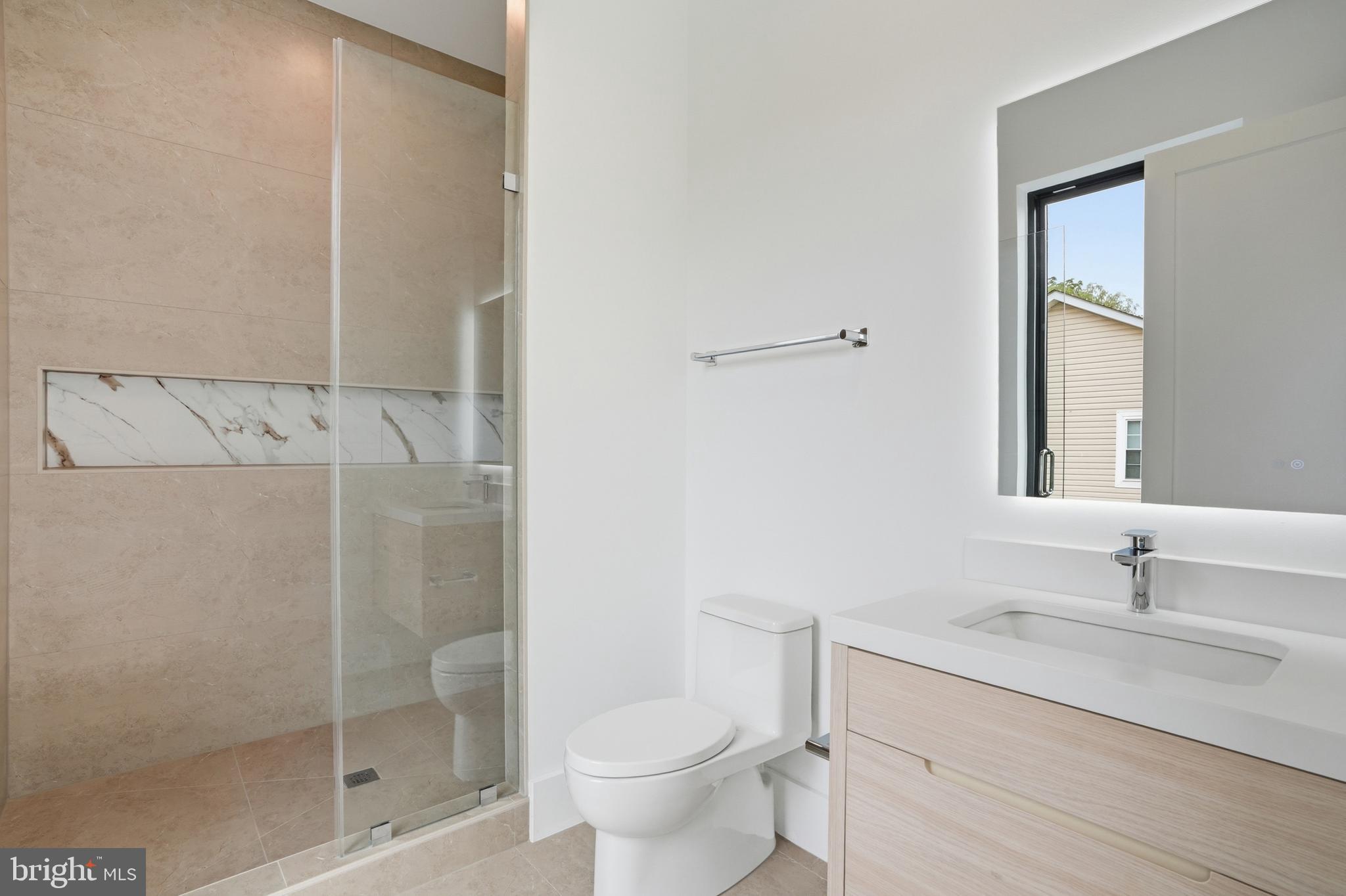 PIMMIT HILLS - Residential