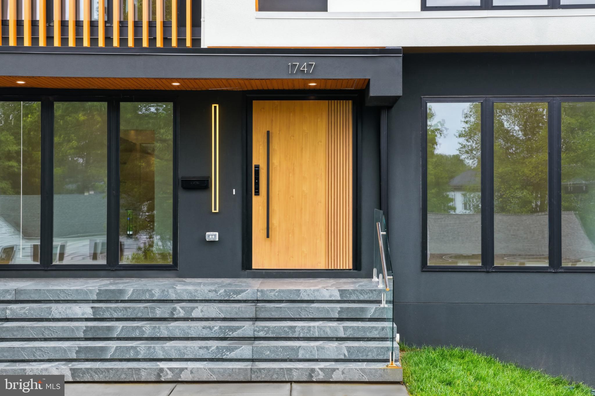 PIMMIT HILLS - Residential