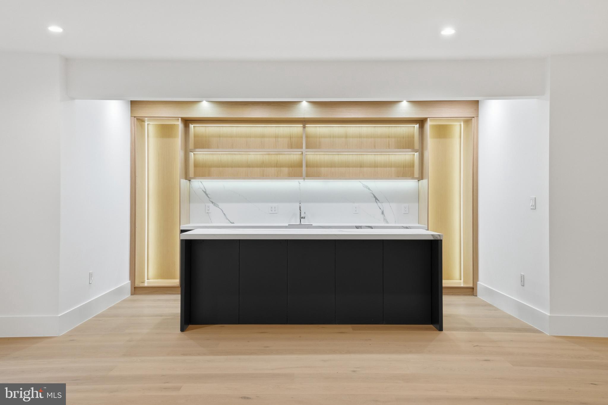 PIMMIT HILLS - Residential