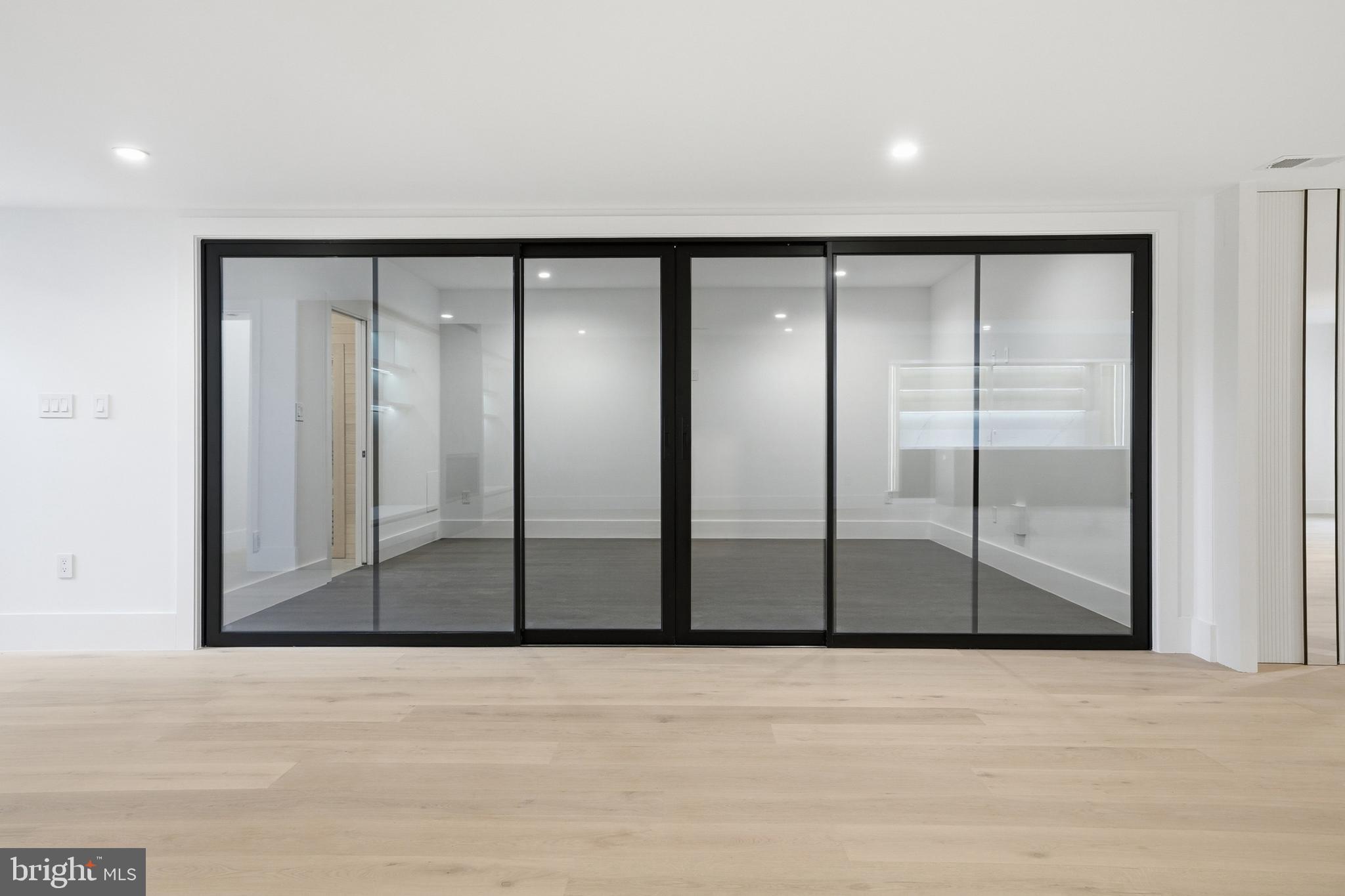 PIMMIT HILLS - Residential
