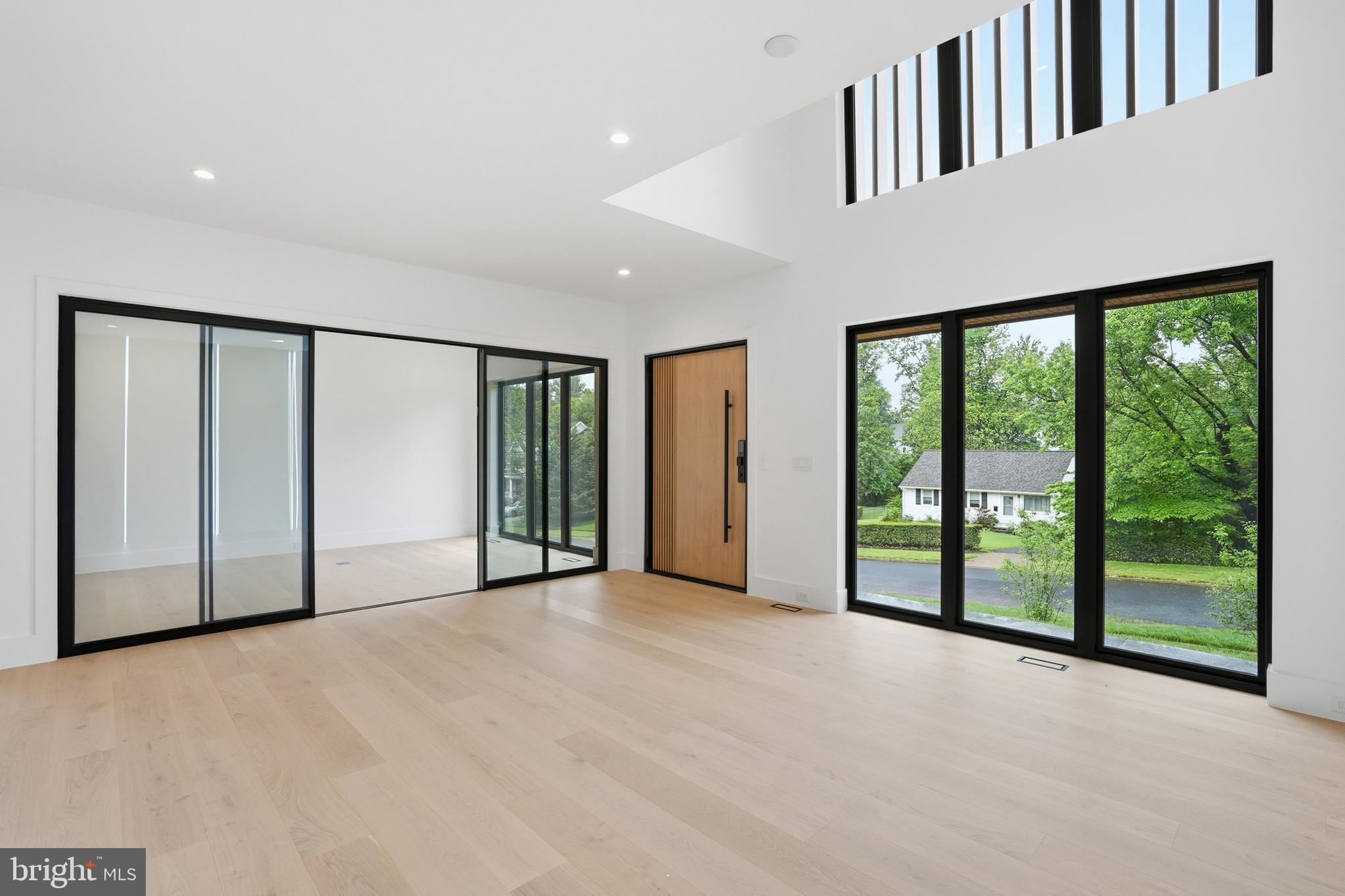 PIMMIT HILLS - Residential