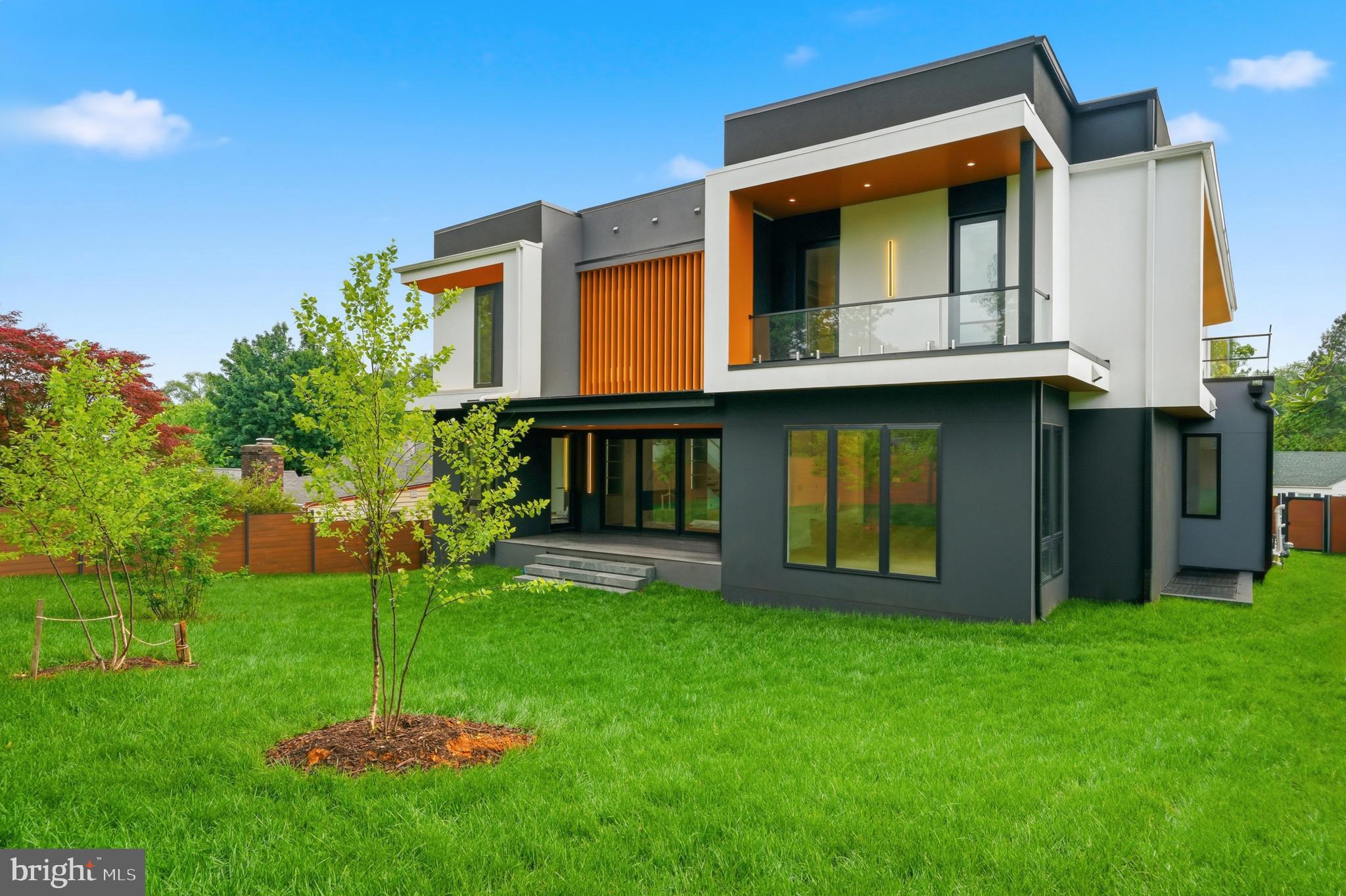 PIMMIT HILLS - Residential