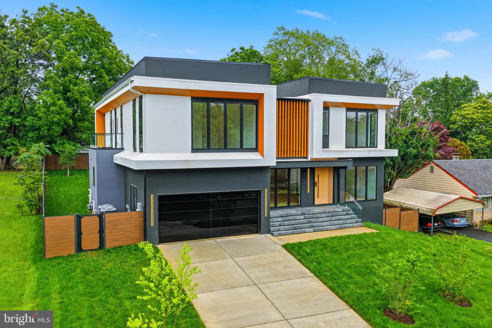 PIMMIT HILLS - Residential