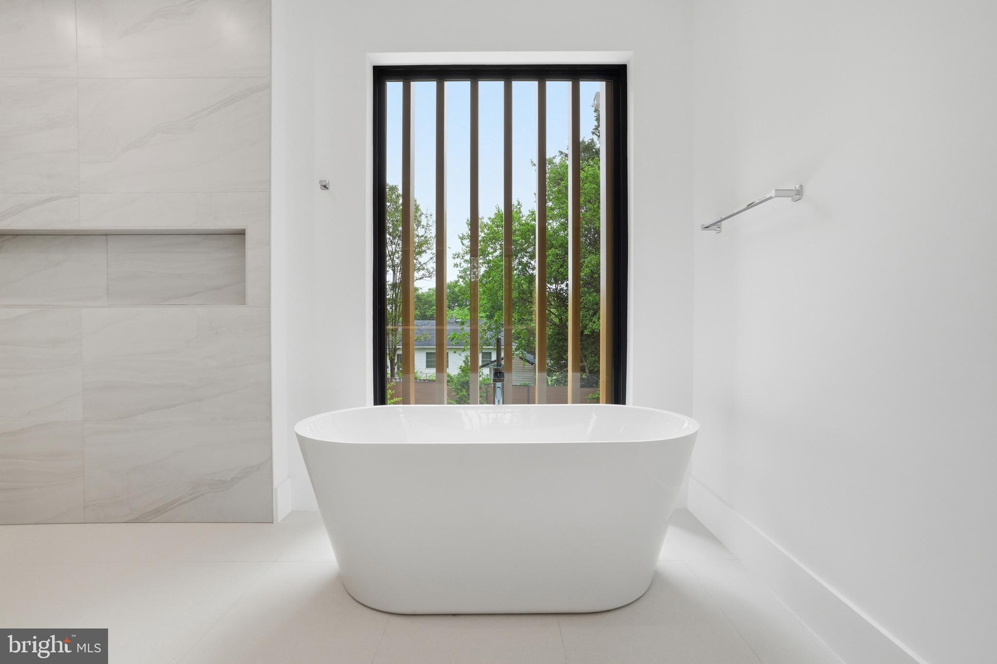 PIMMIT HILLS - Residential