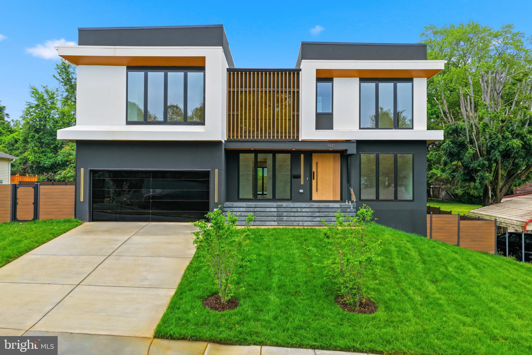 PIMMIT HILLS - Residential