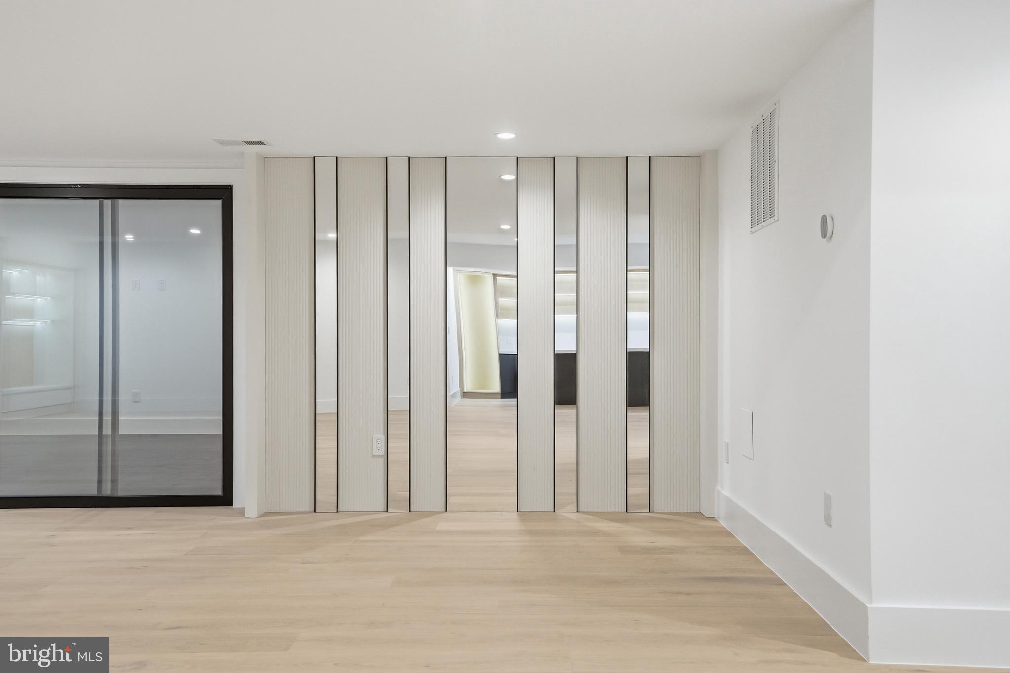 PIMMIT HILLS - Residential