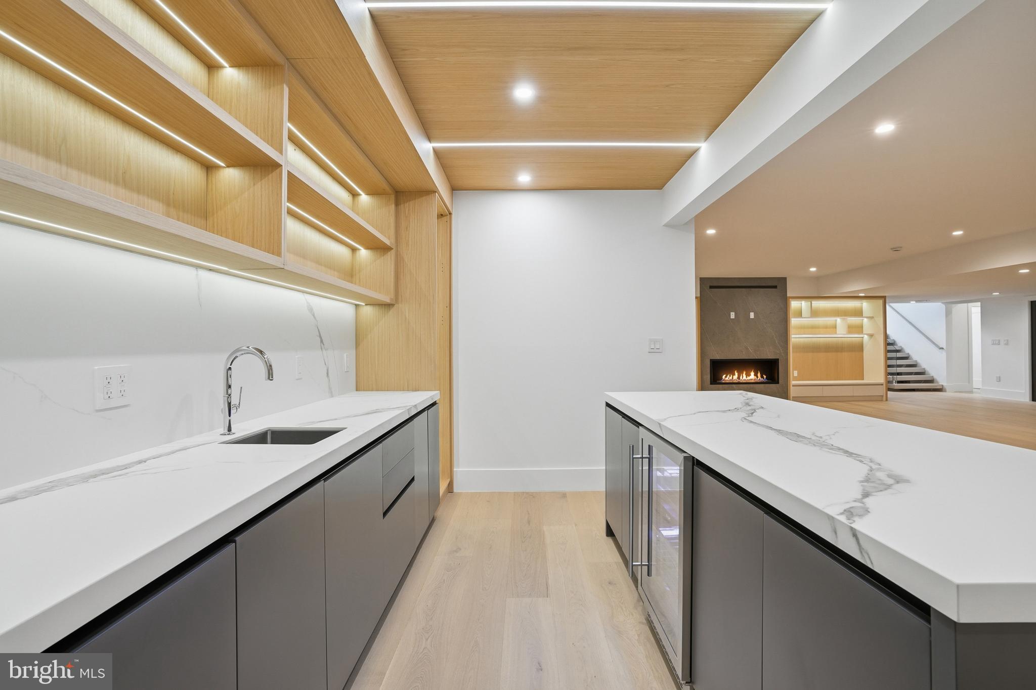 PIMMIT HILLS - Residential