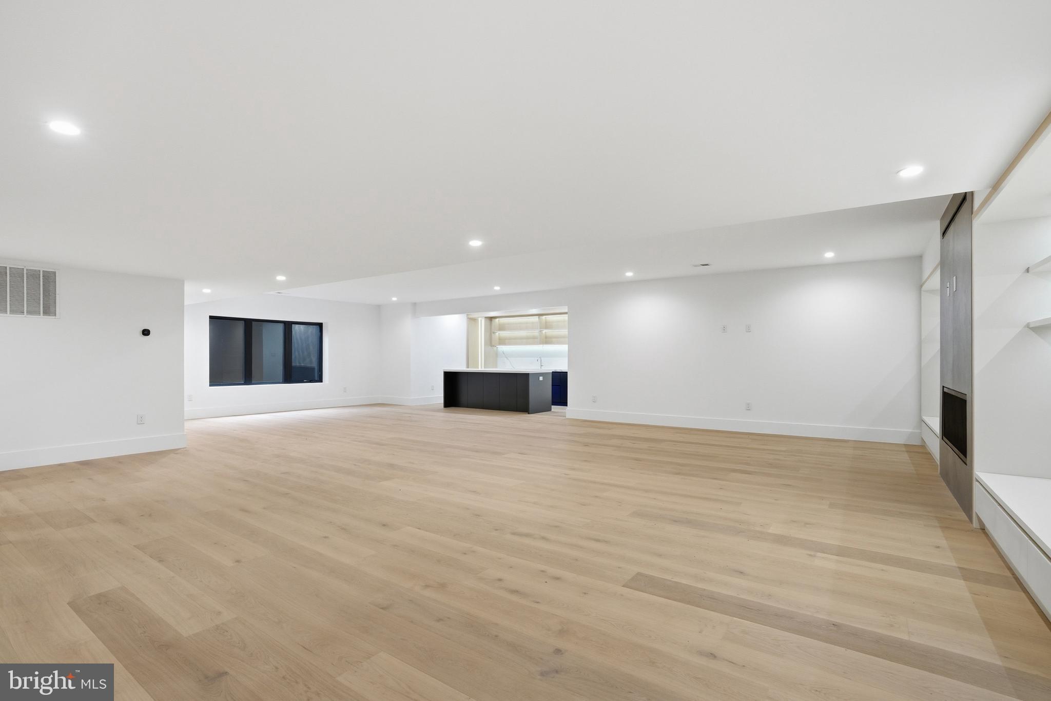 PIMMIT HILLS - Residential