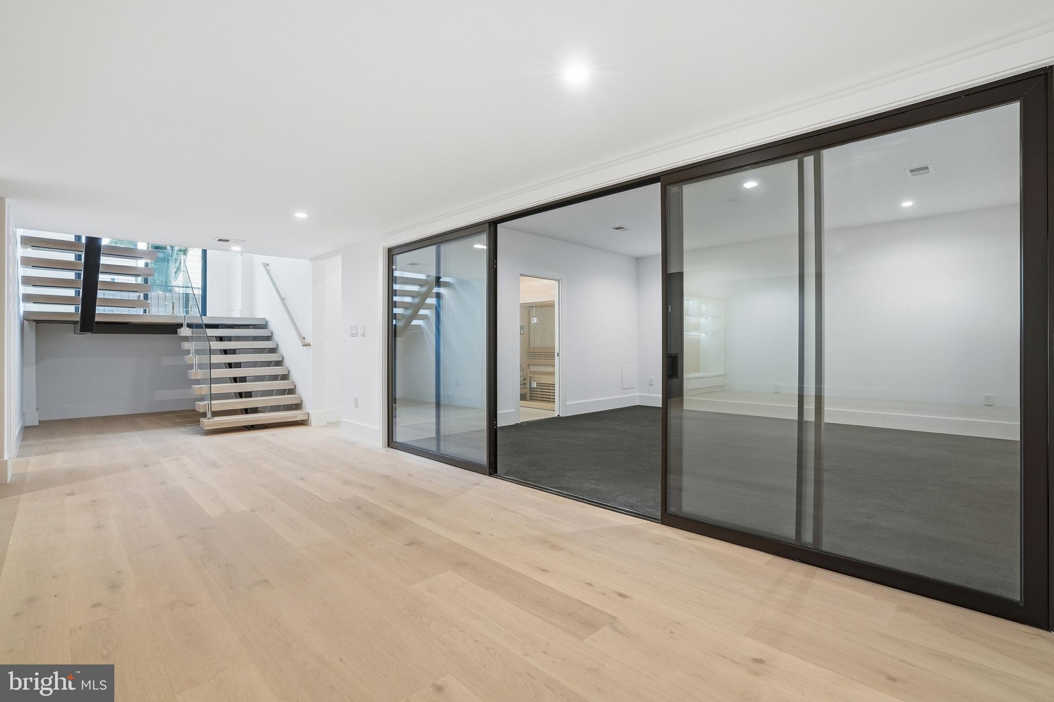 PIMMIT HILLS - Residential