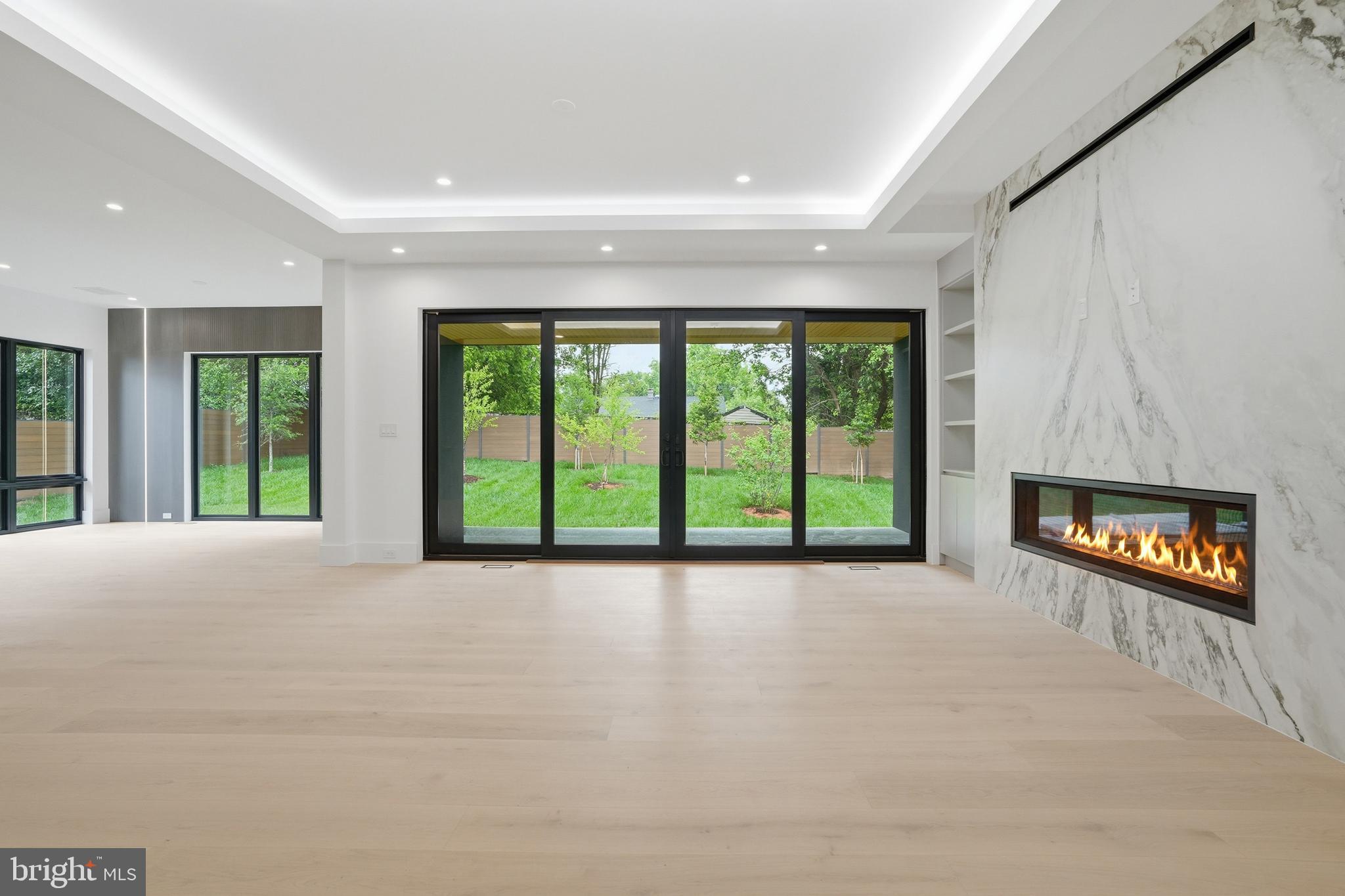 PIMMIT HILLS - Residential
