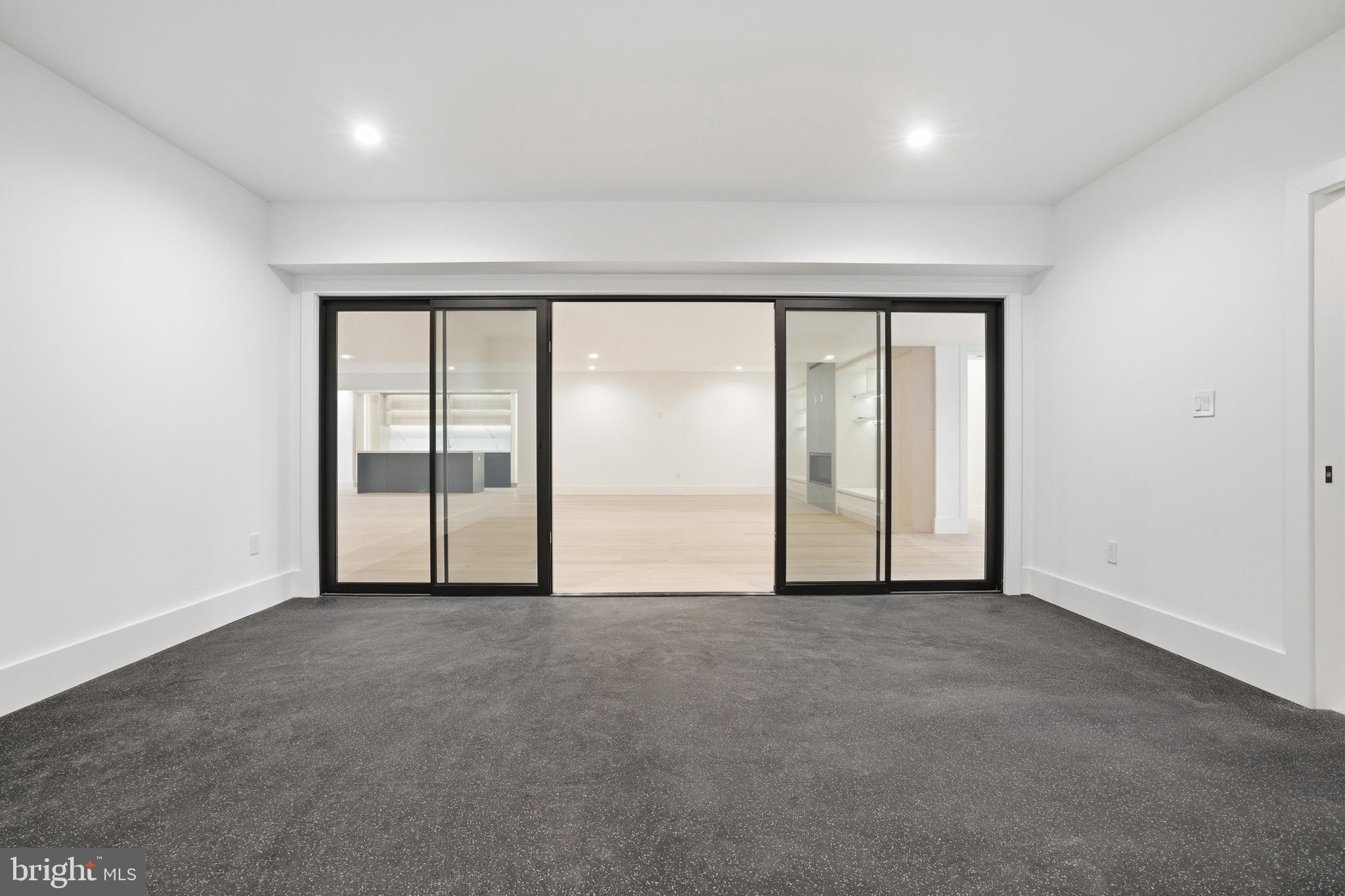 PIMMIT HILLS - Residential