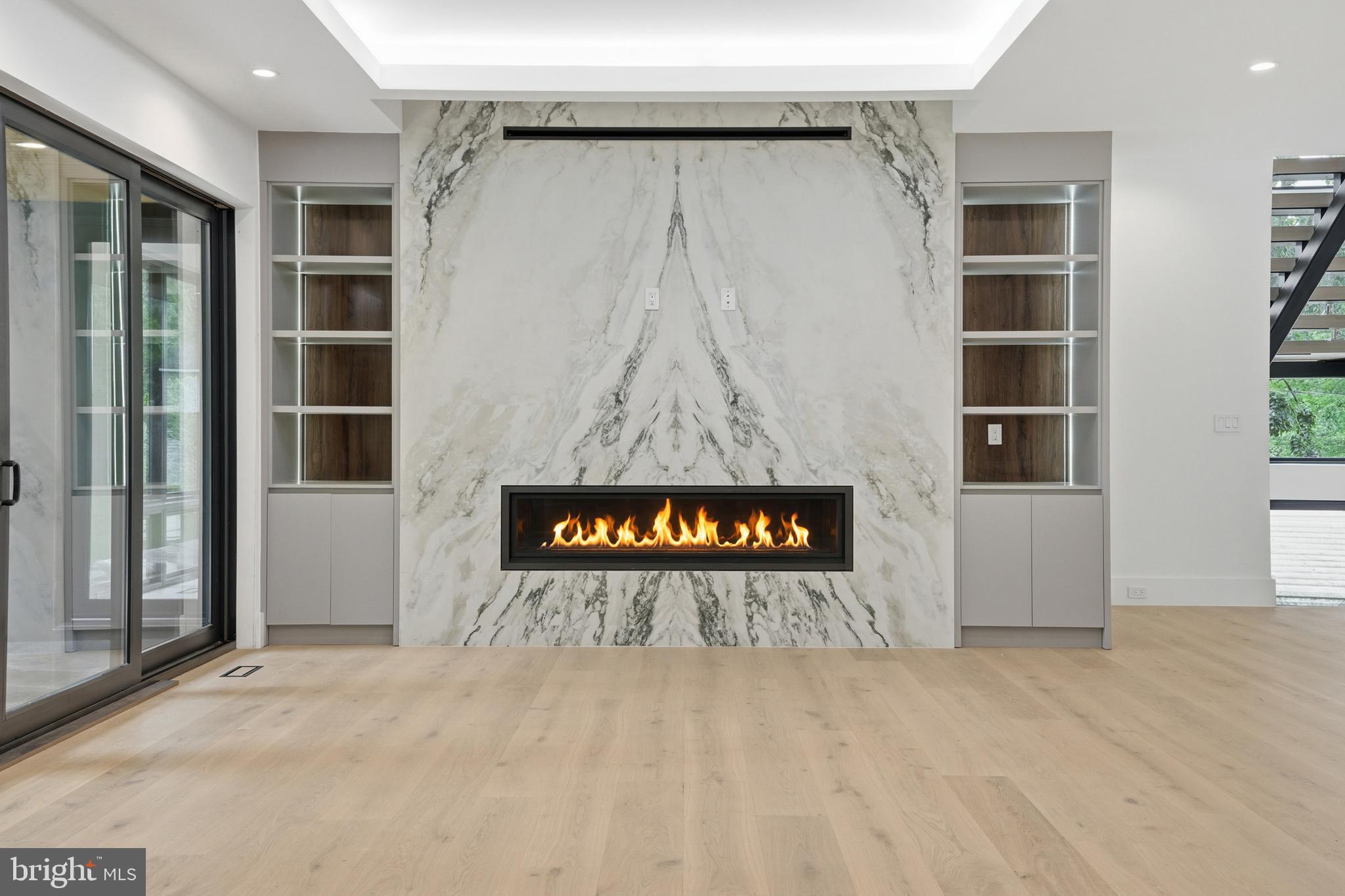 PIMMIT HILLS - Residential