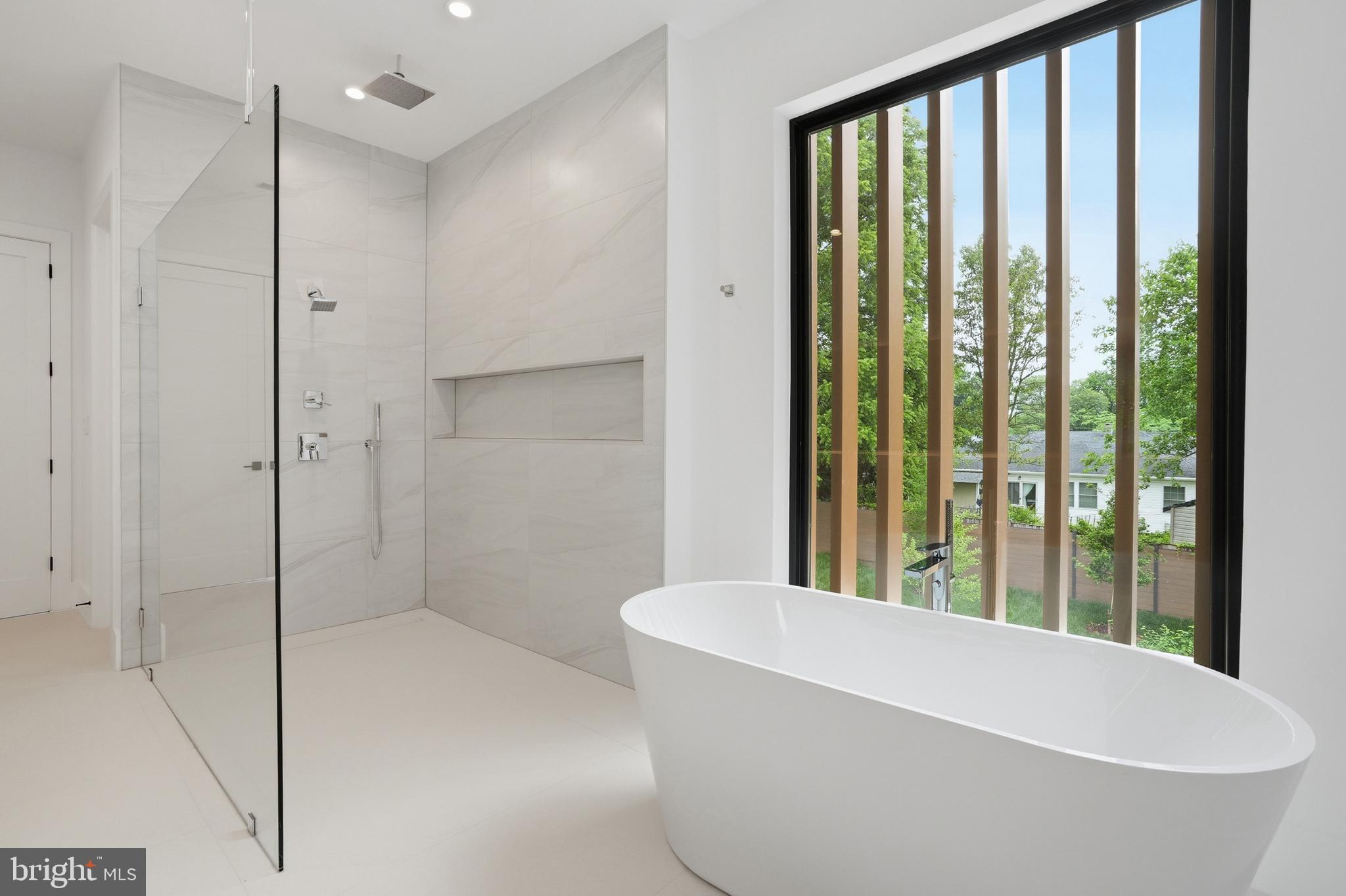 PIMMIT HILLS - Residential